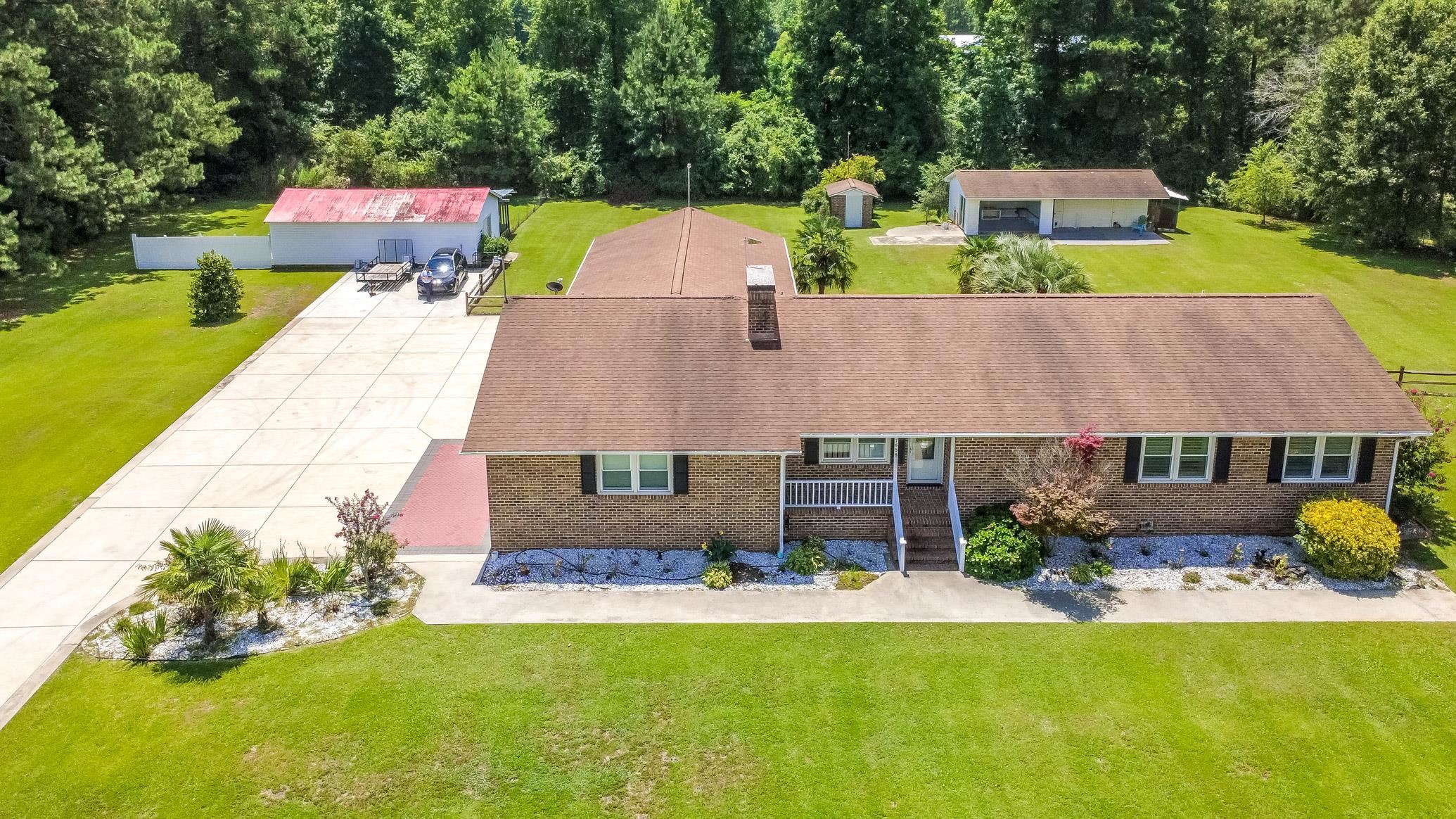 7638 S Highway 905 Property Photo 3
