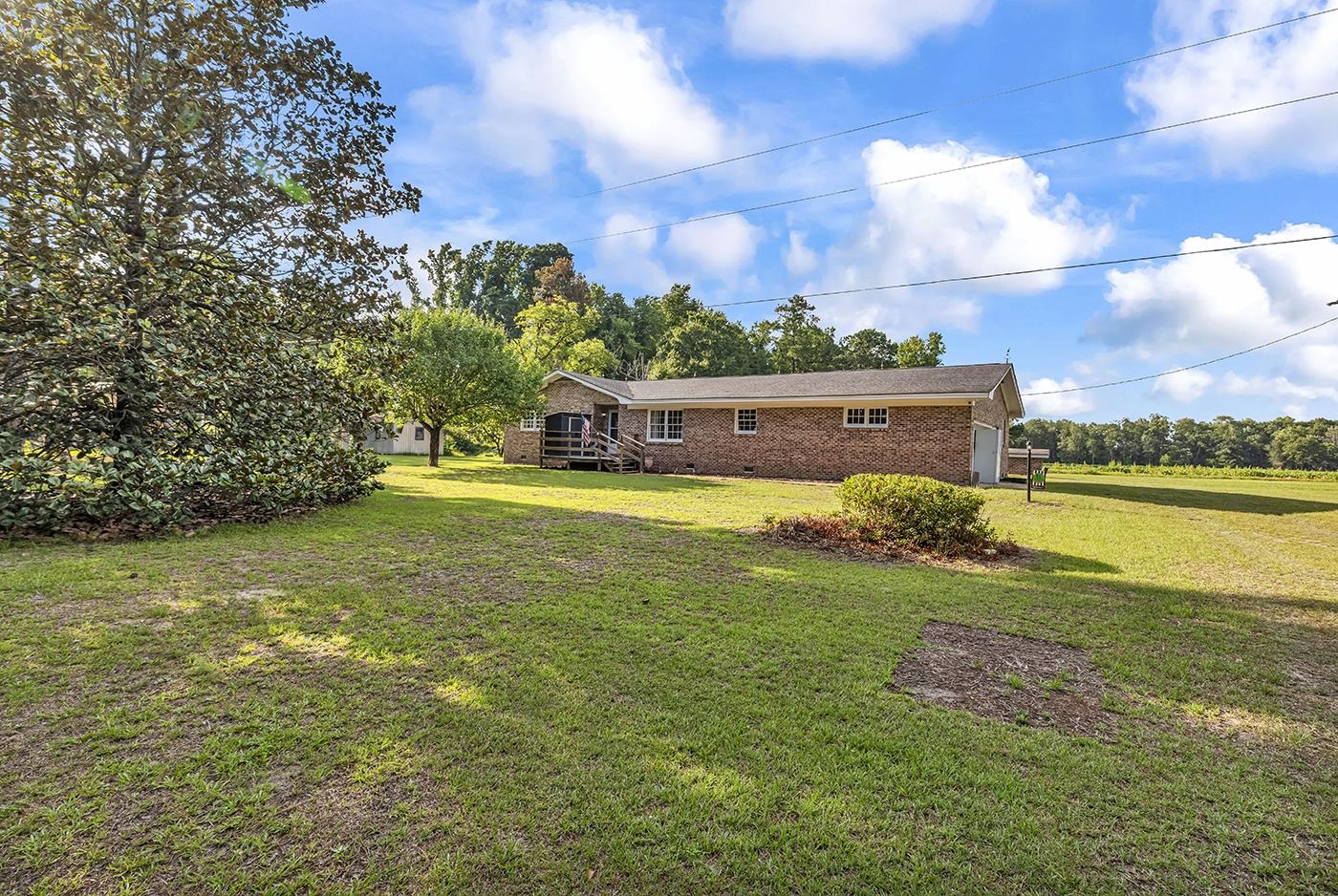 2153 Grainger Rd. Property Photo 4