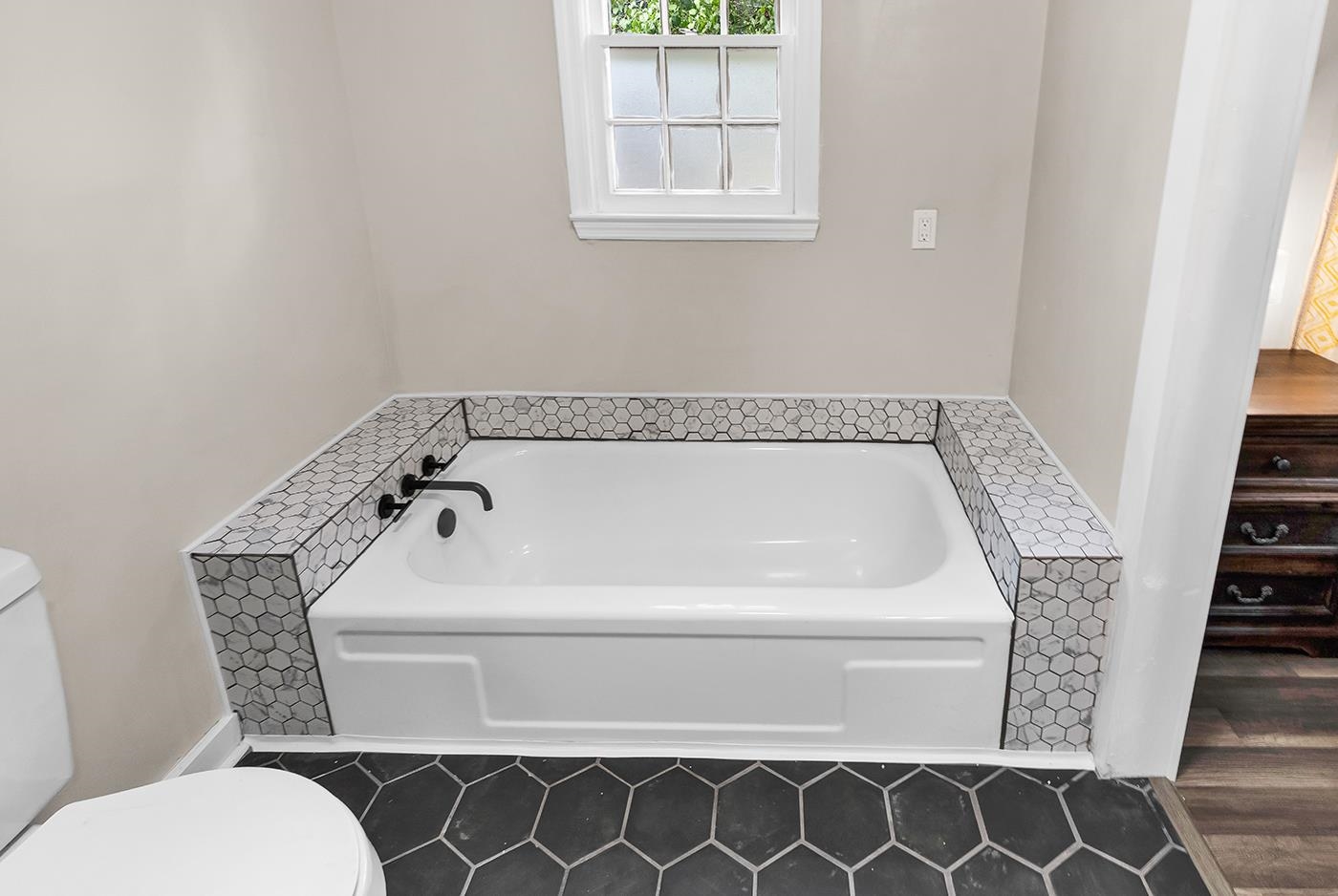 2153 Grainger Rd. Property Photo 28