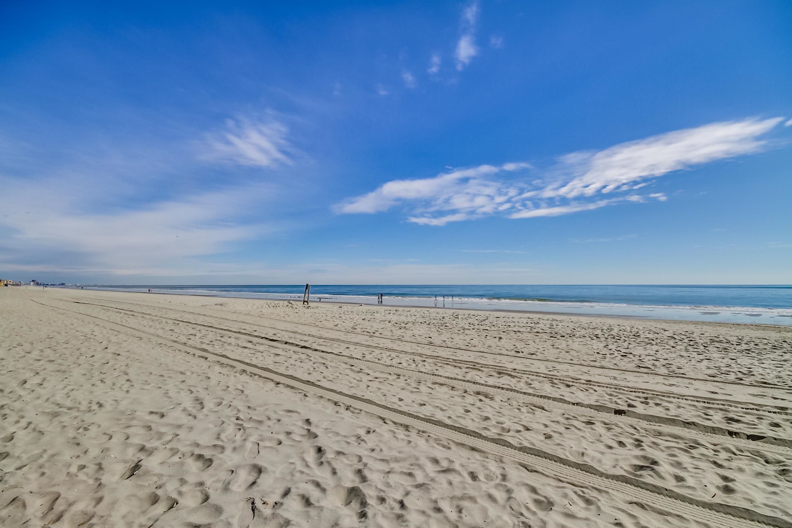 2406 N Ocean Blvd. Property Photo 24