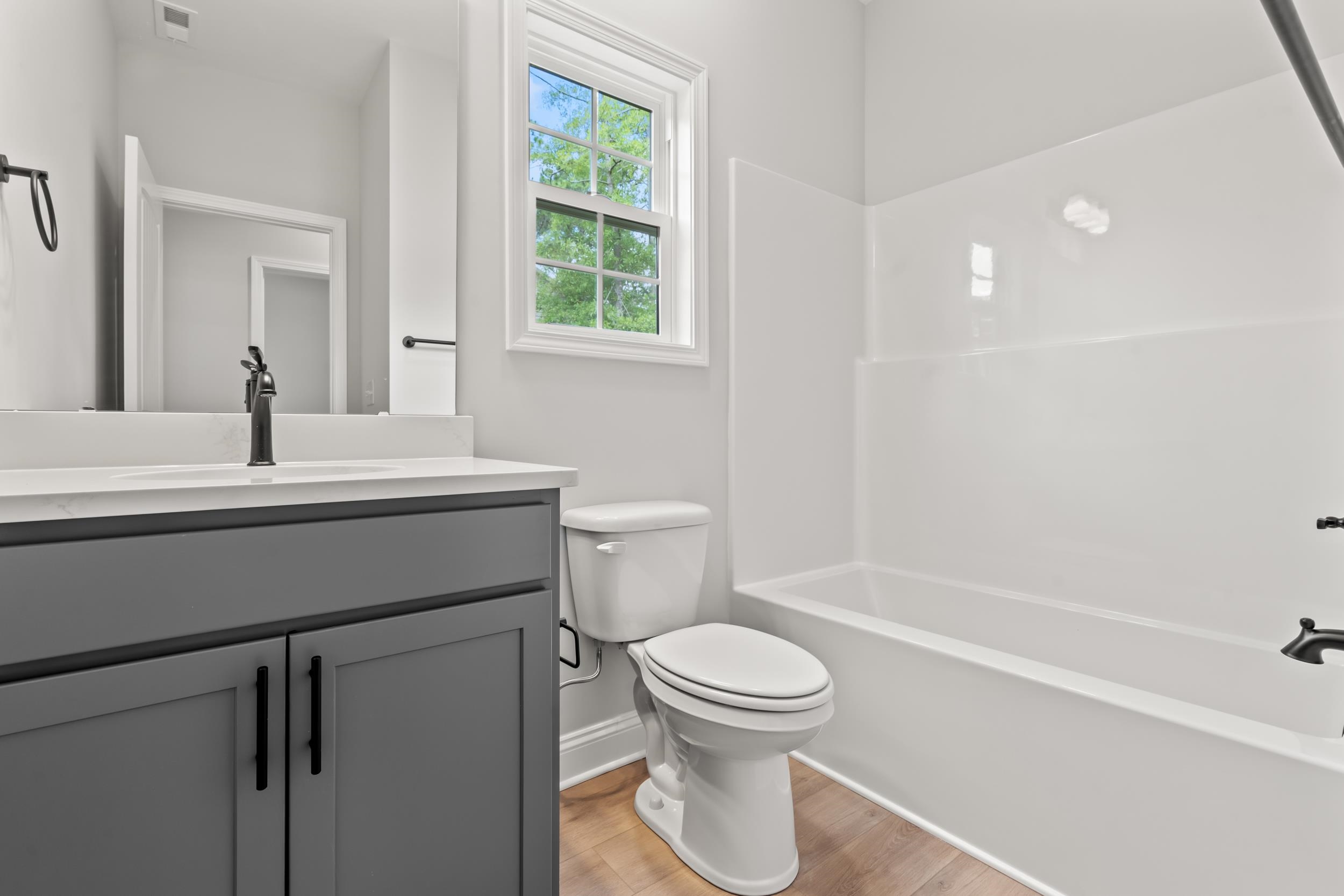2472 Argyle Way Property Photo 18