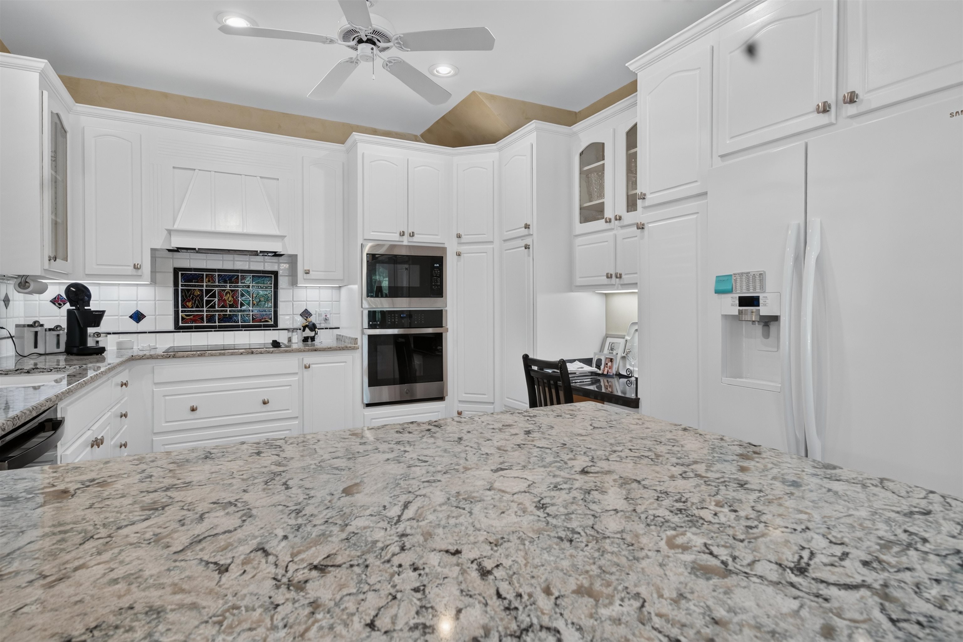 3802 Cagney Ln. Property Photo 25