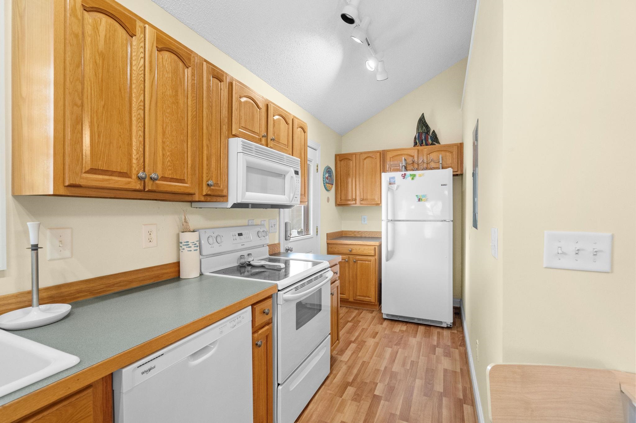 6001-8062 S Kings Hwy. Property Photo 19