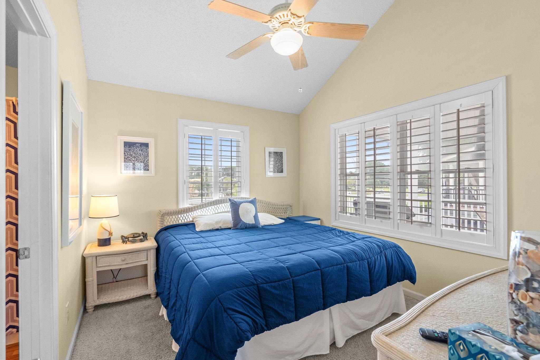 6001-8062 S Kings Hwy. Property Photo 20