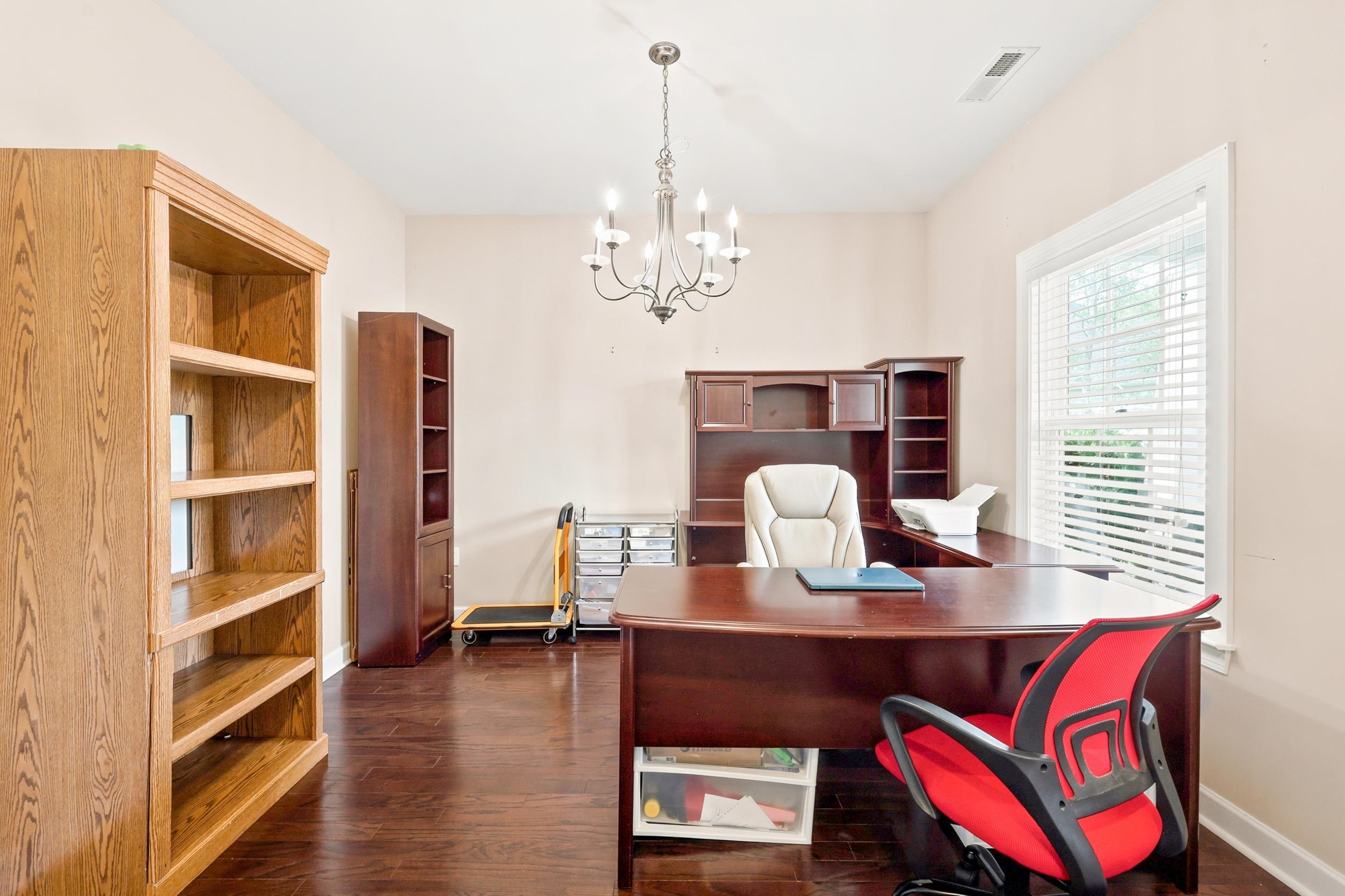 9104 Minim Ct. Property Photo 6