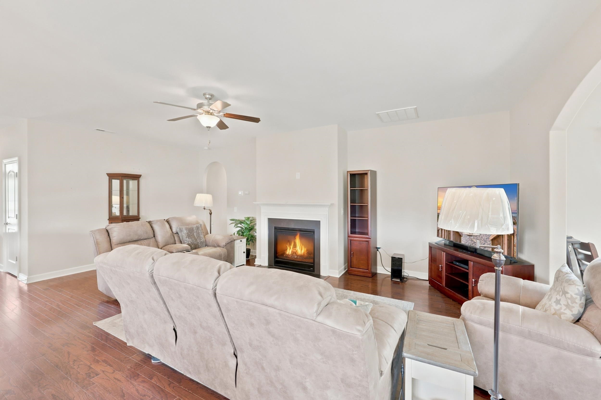 9104 Minim Ct. Property Photo 9