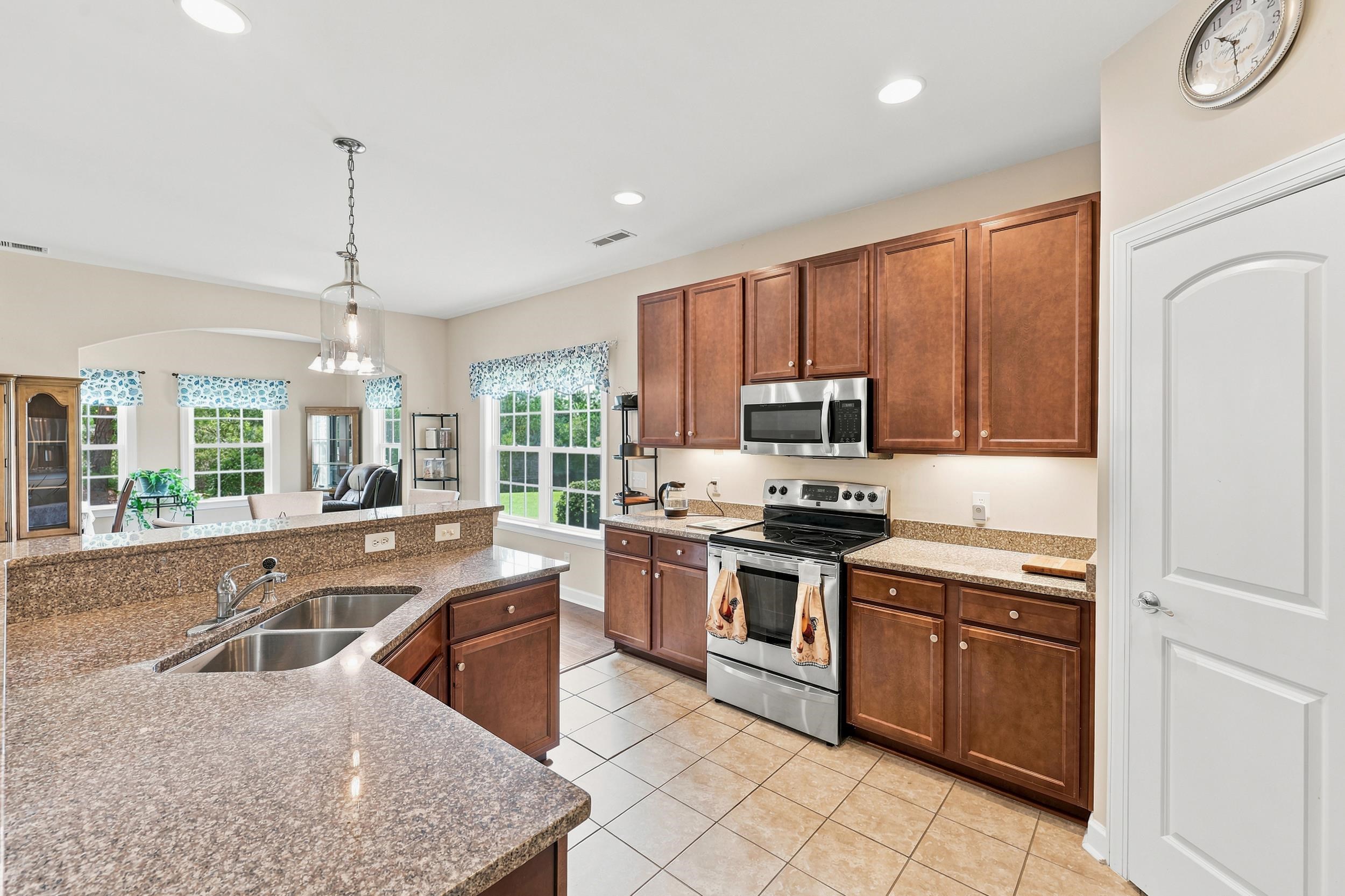 9104 Minim Ct. Property Photo 15