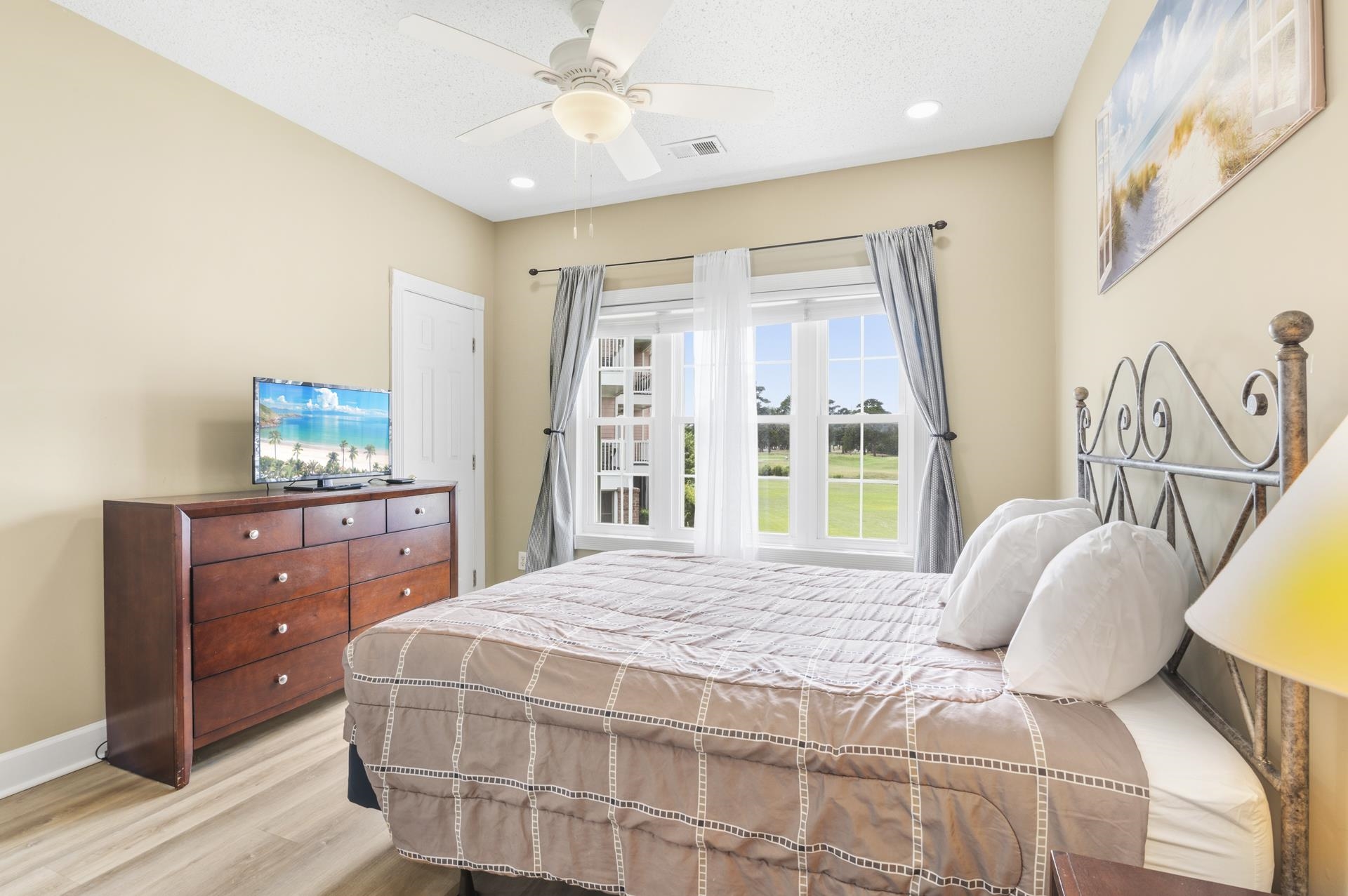 4827 Orchid Way Property Photo 13
