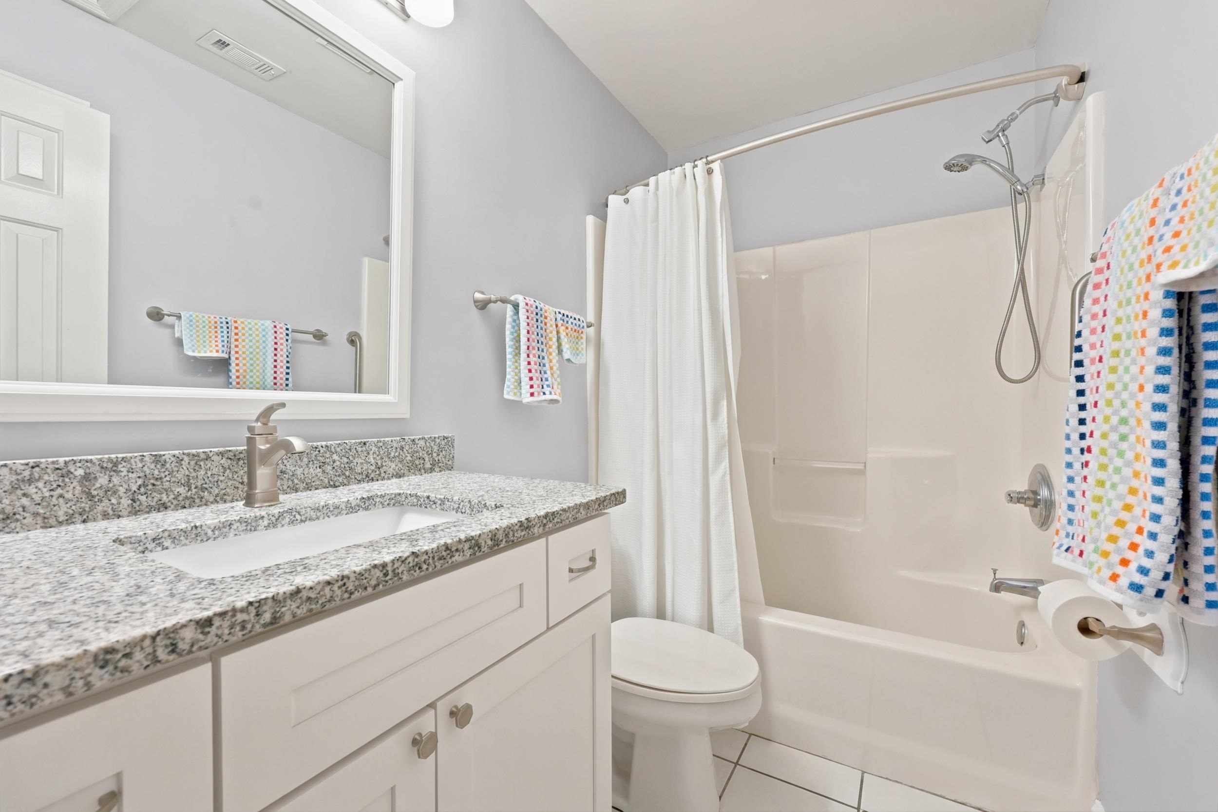 184 Stillwood Dr. Property Photo 17