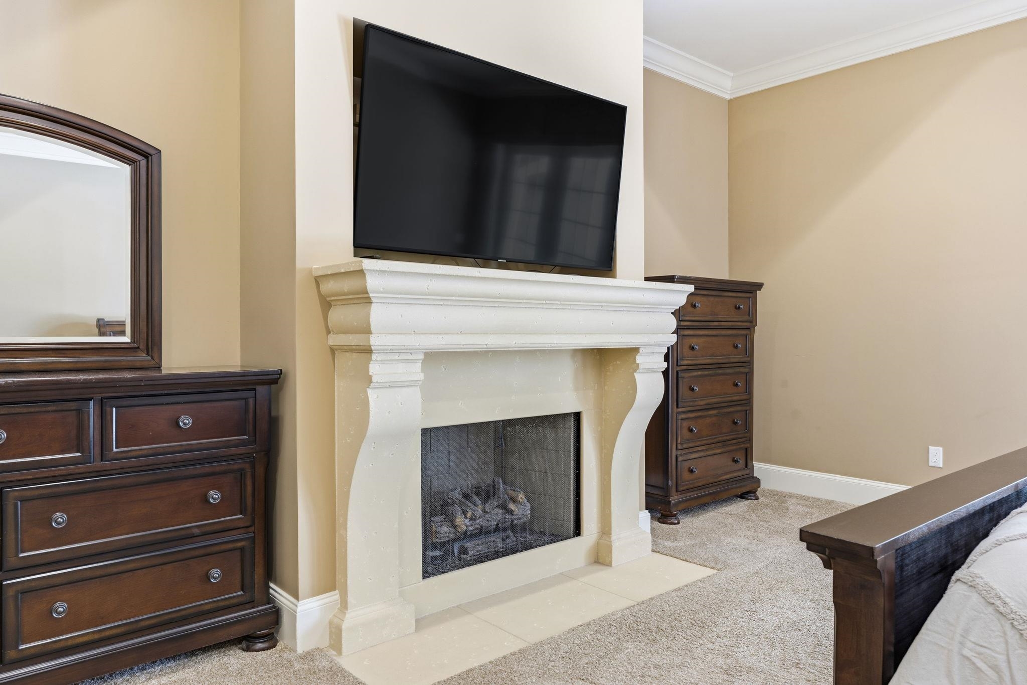 909 Bluffview Dr. Property Photo 22