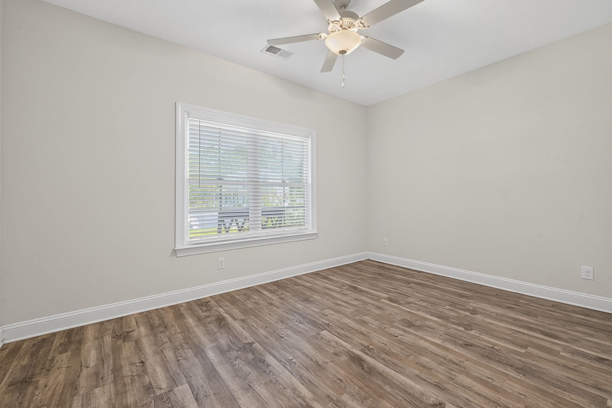 420 Retriever Ct. Property Photo 26