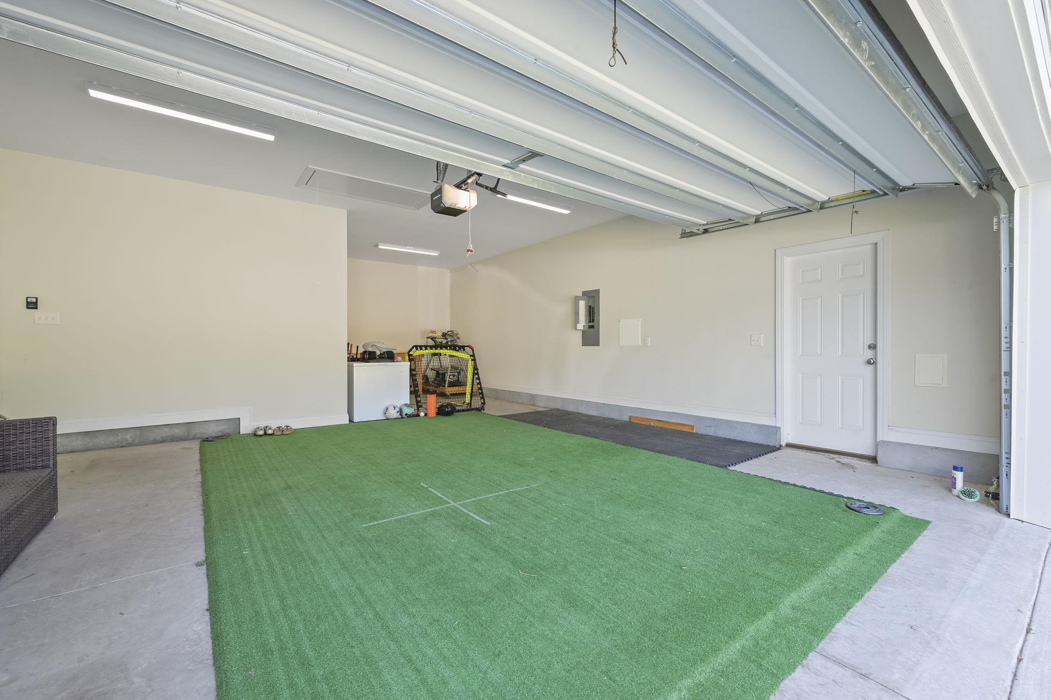 420 Retriever Ct. Property Photo 49