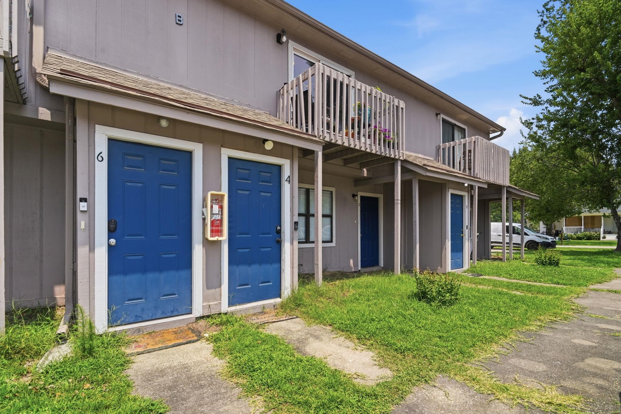 500 Oak Circle Property Photo 10