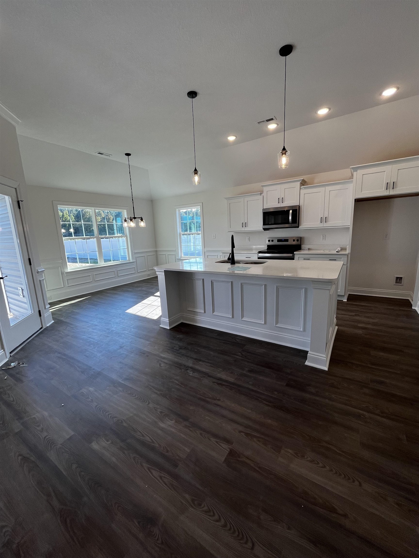 1764 Vereen Rd. Property Photo 3