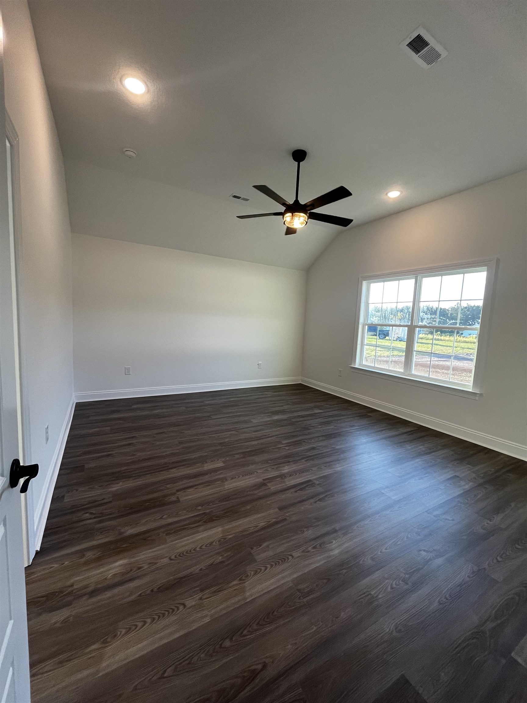 1764 Vereen Rd. Property Photo 4
