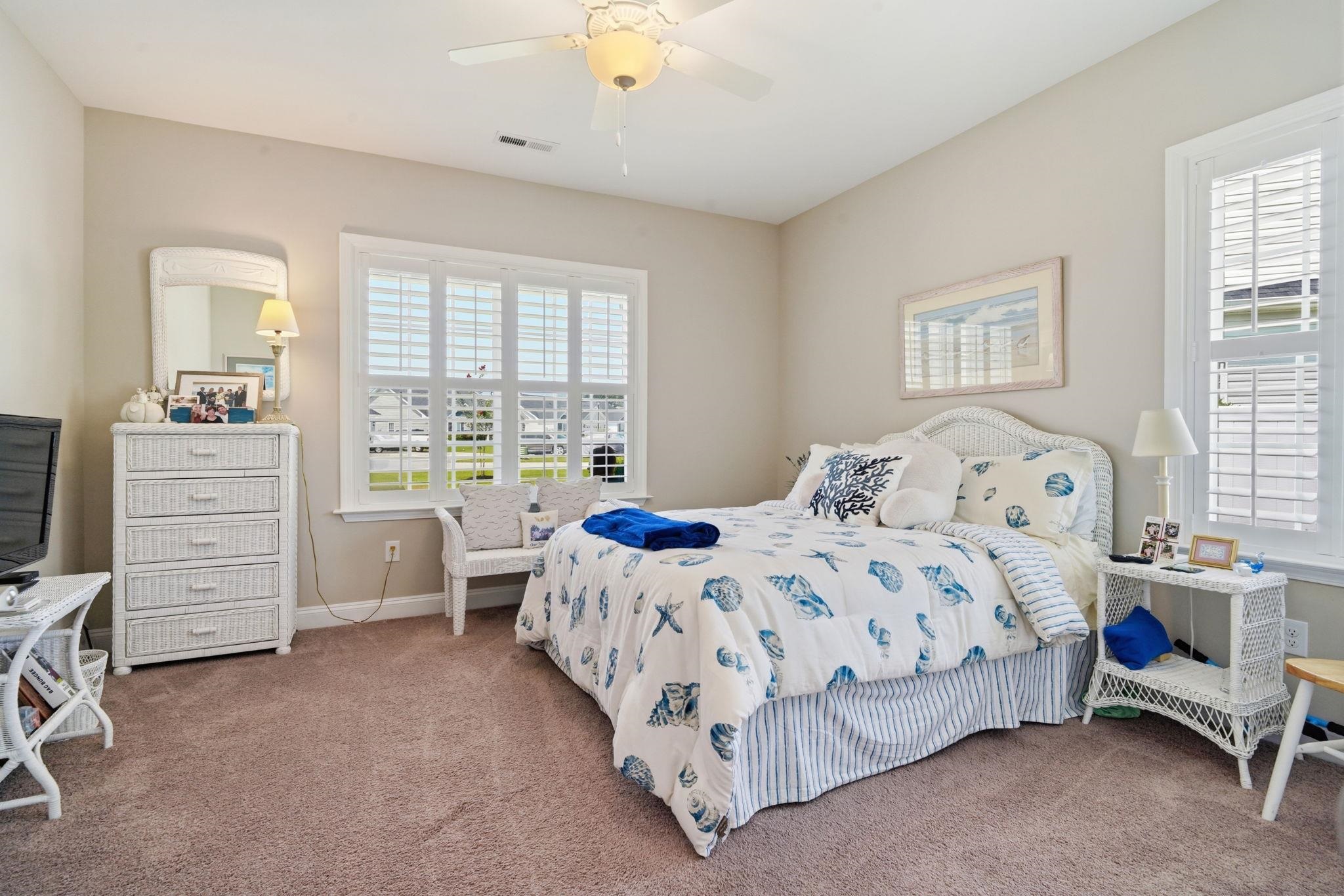 748 Hobonny Loop Property Photo 17
