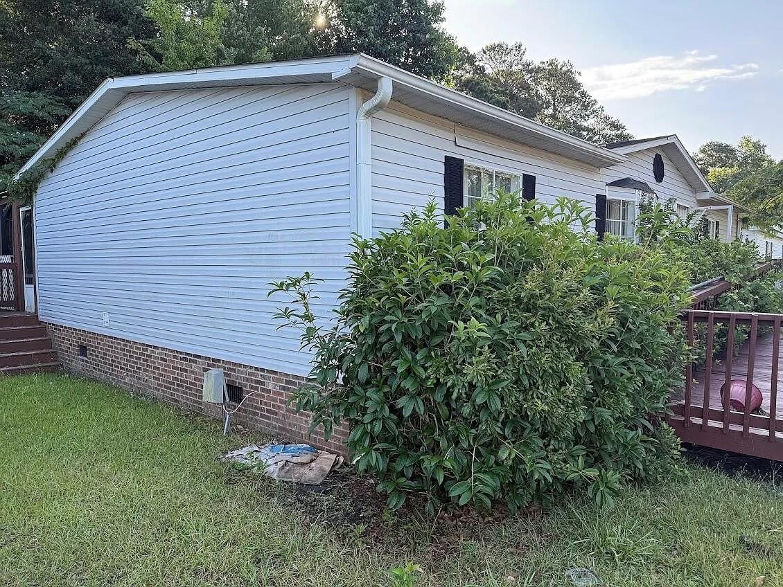 8156 Woodland Dr. Property Photo 3