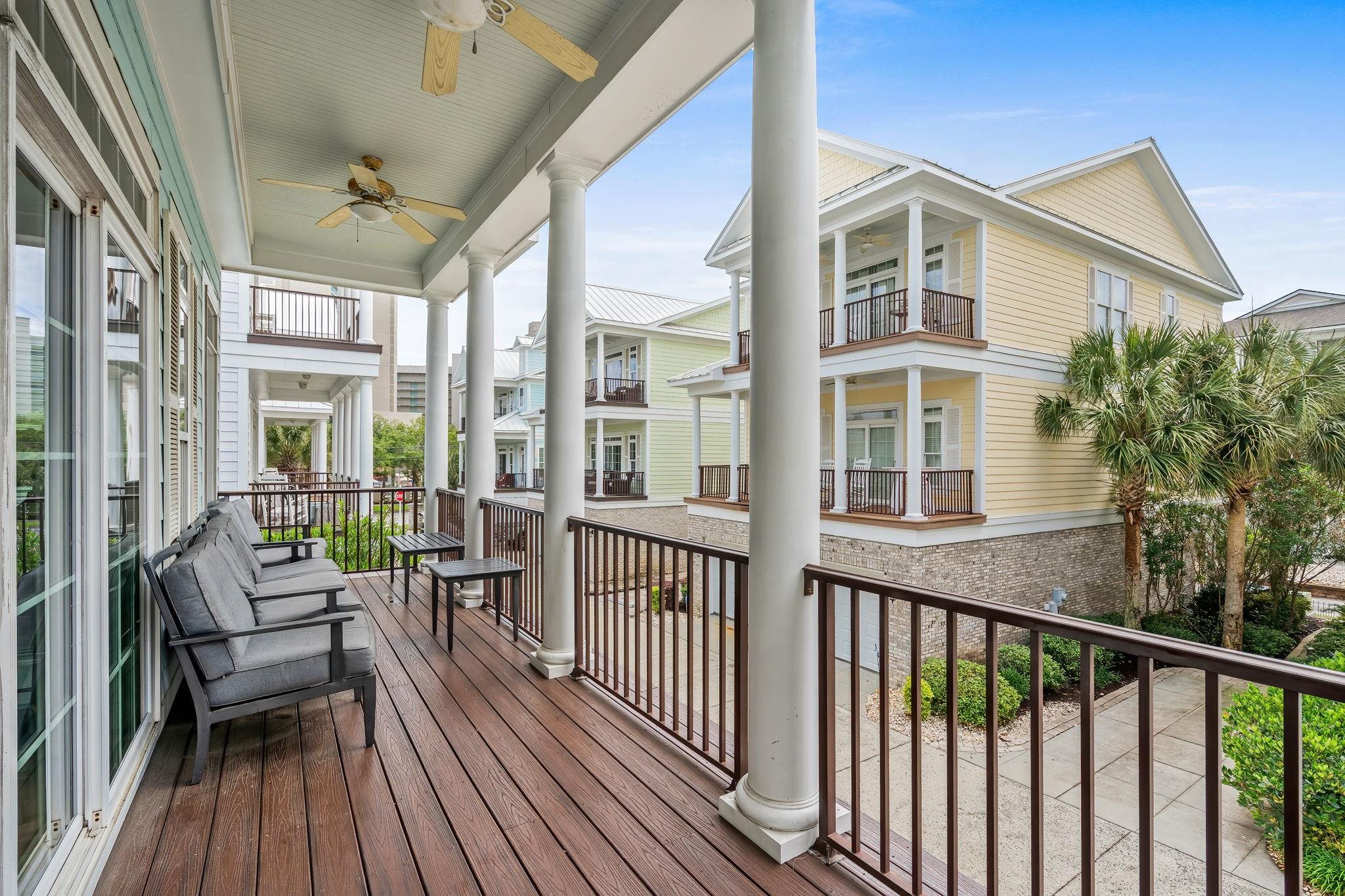 308 Shuffleboard Ct. Property Photo 4