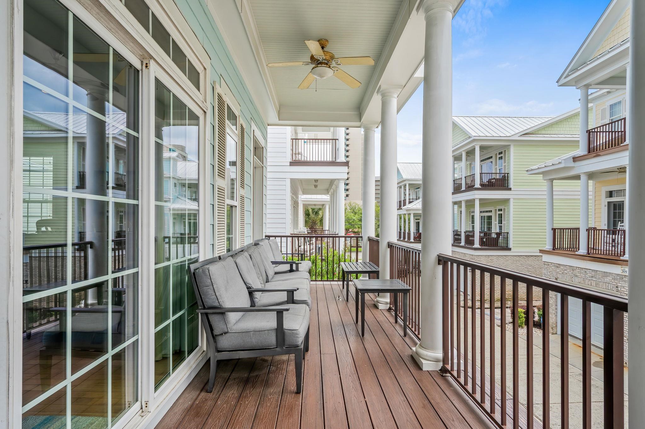 308 Shuffleboard Ct. Property Photo 13