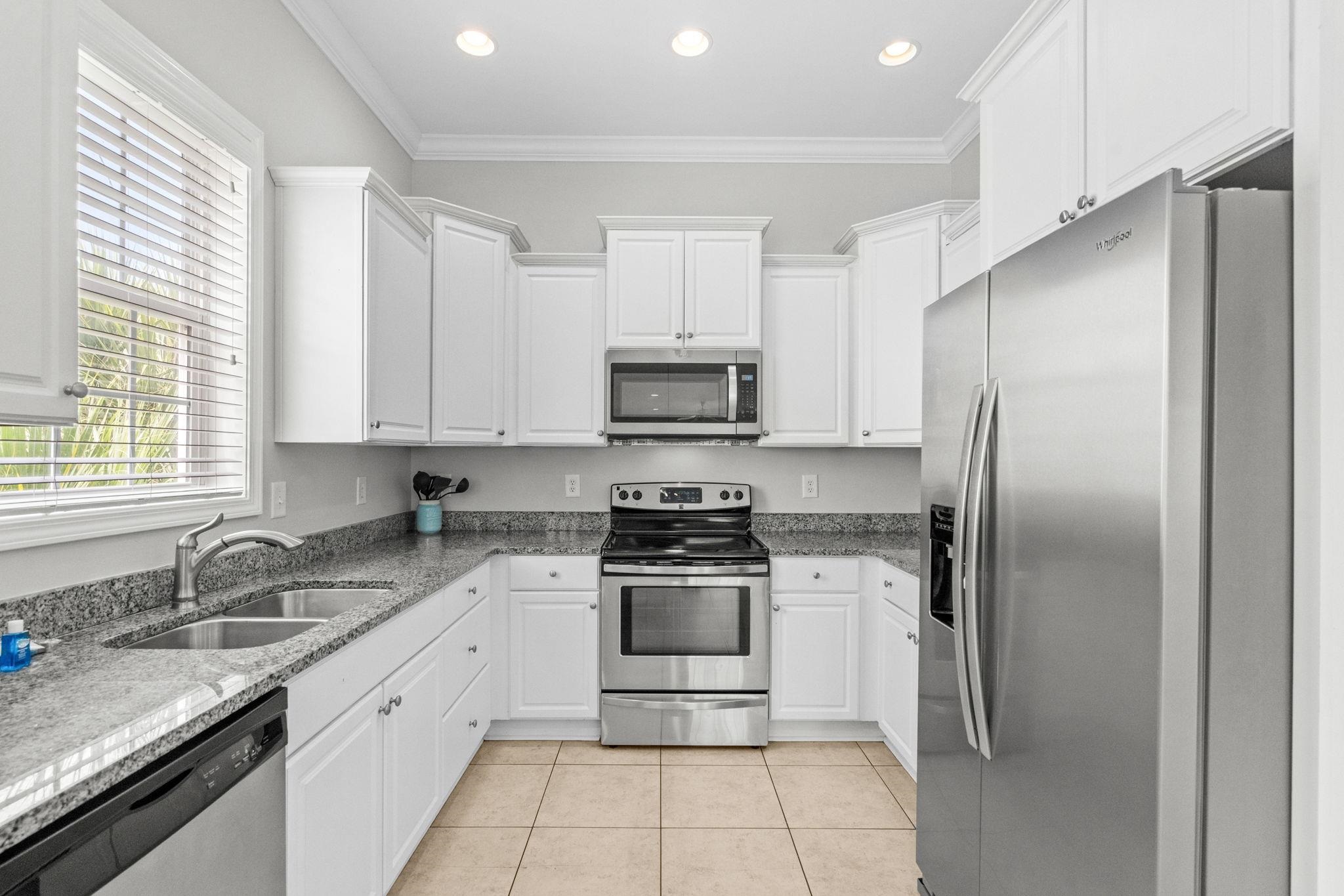 308 Shuffleboard Ct. Property Photo 21