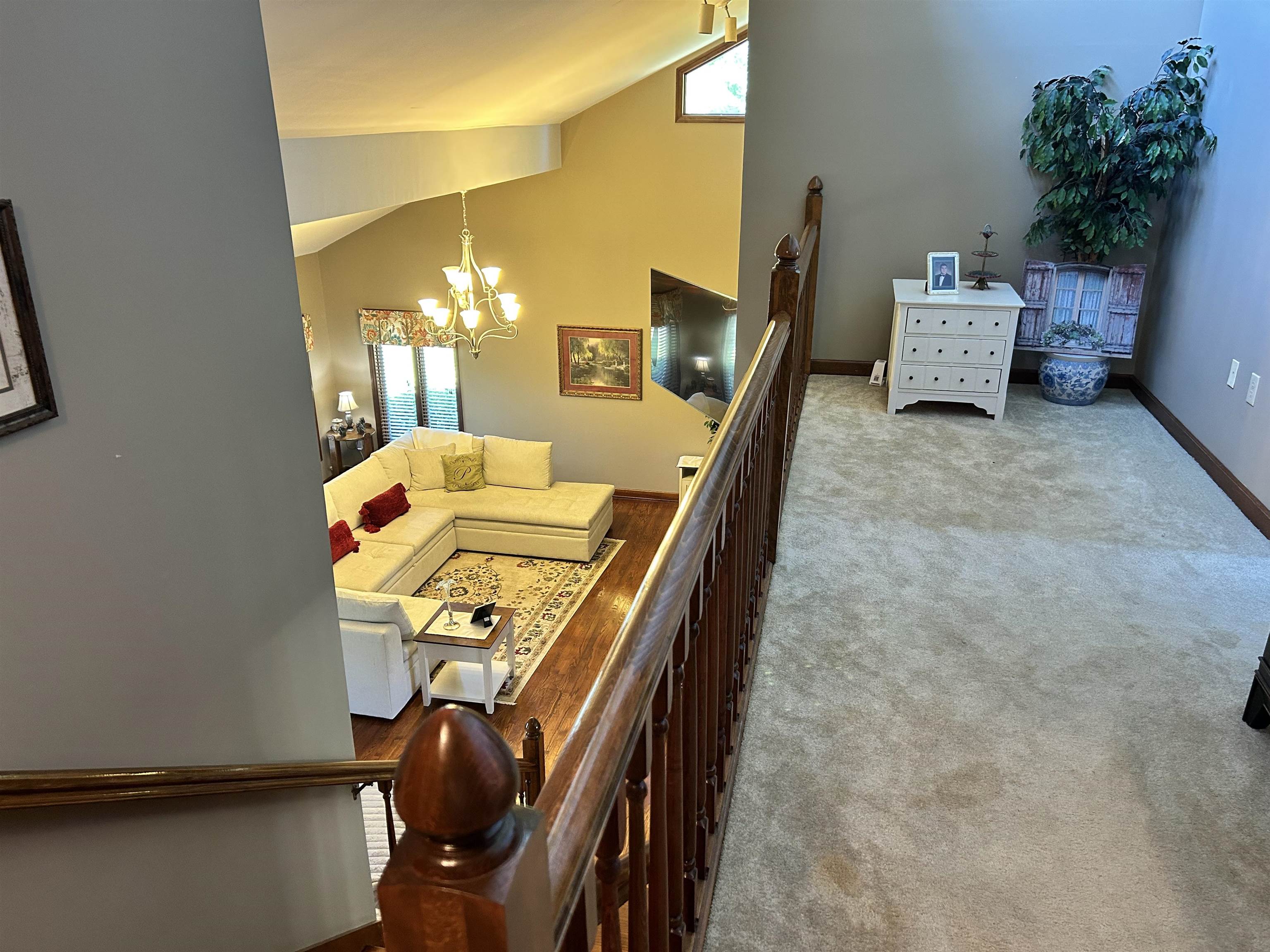 1105 Oak St. Property Photo 9