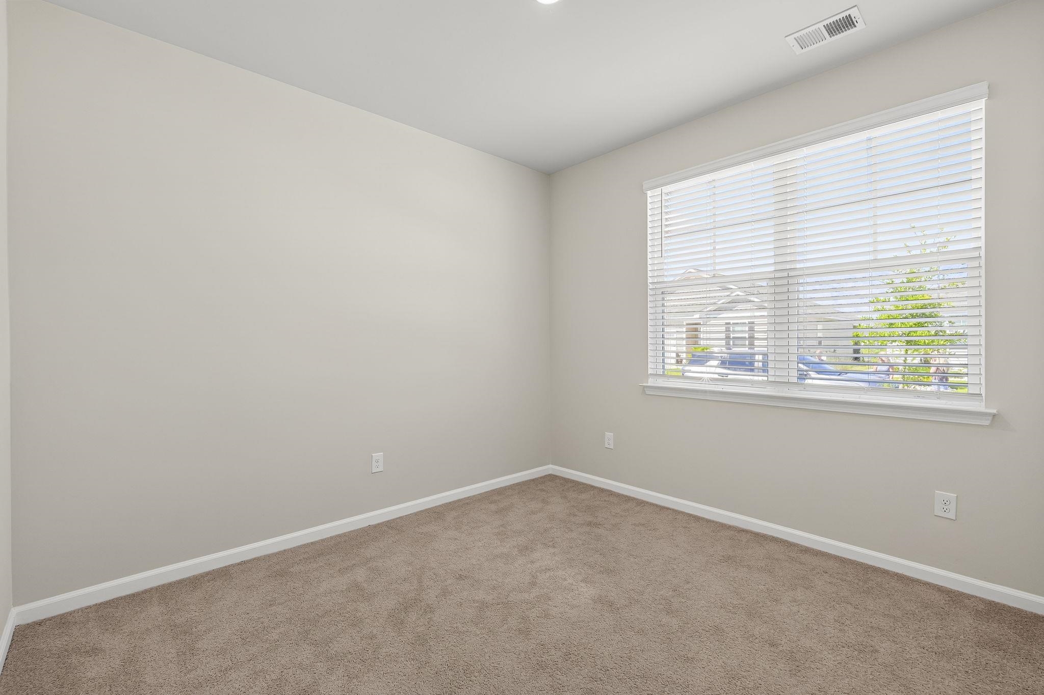 331 Gringott Ln. Property Photo 40