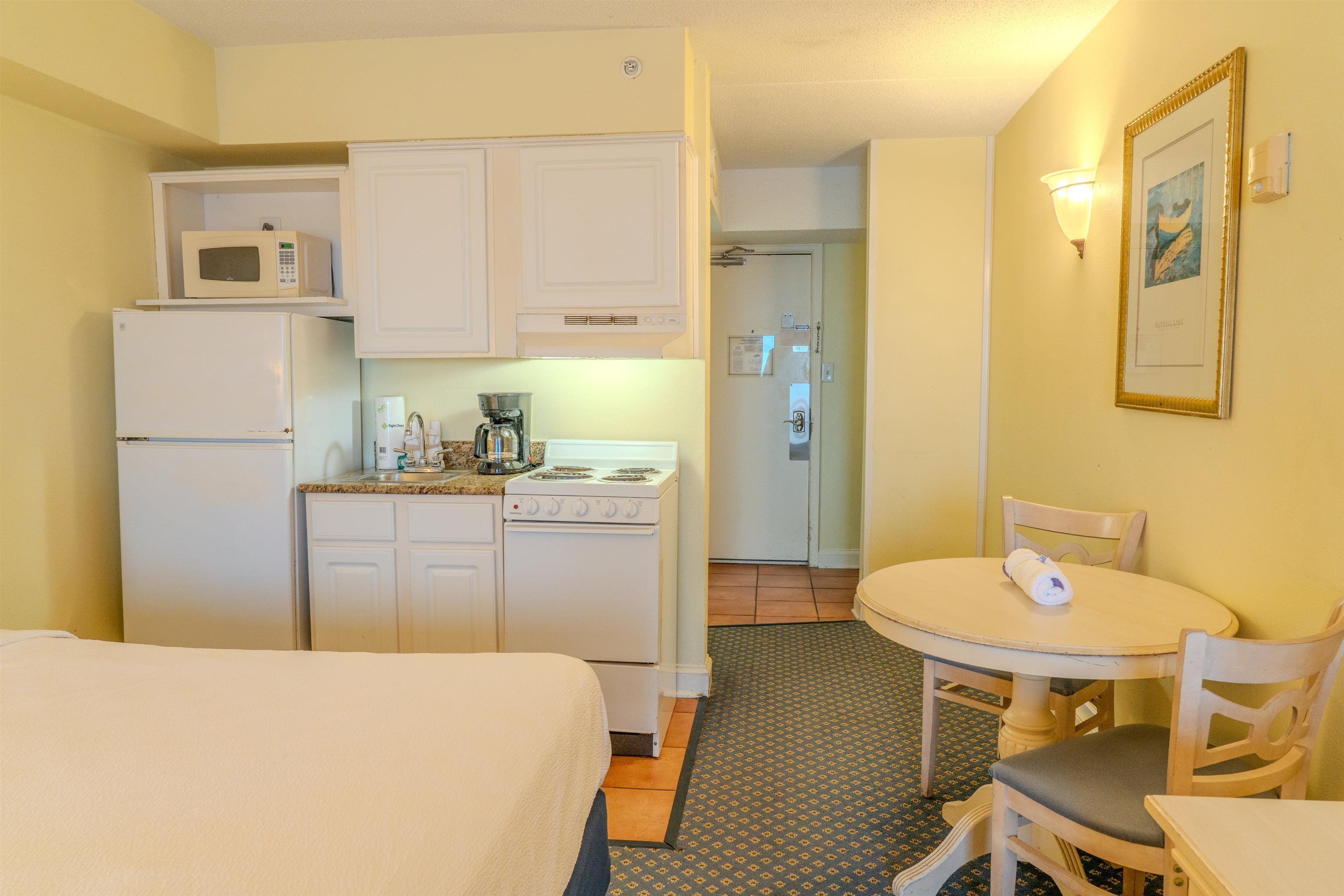 1207 S Ocean Blvd. Property Photo 10