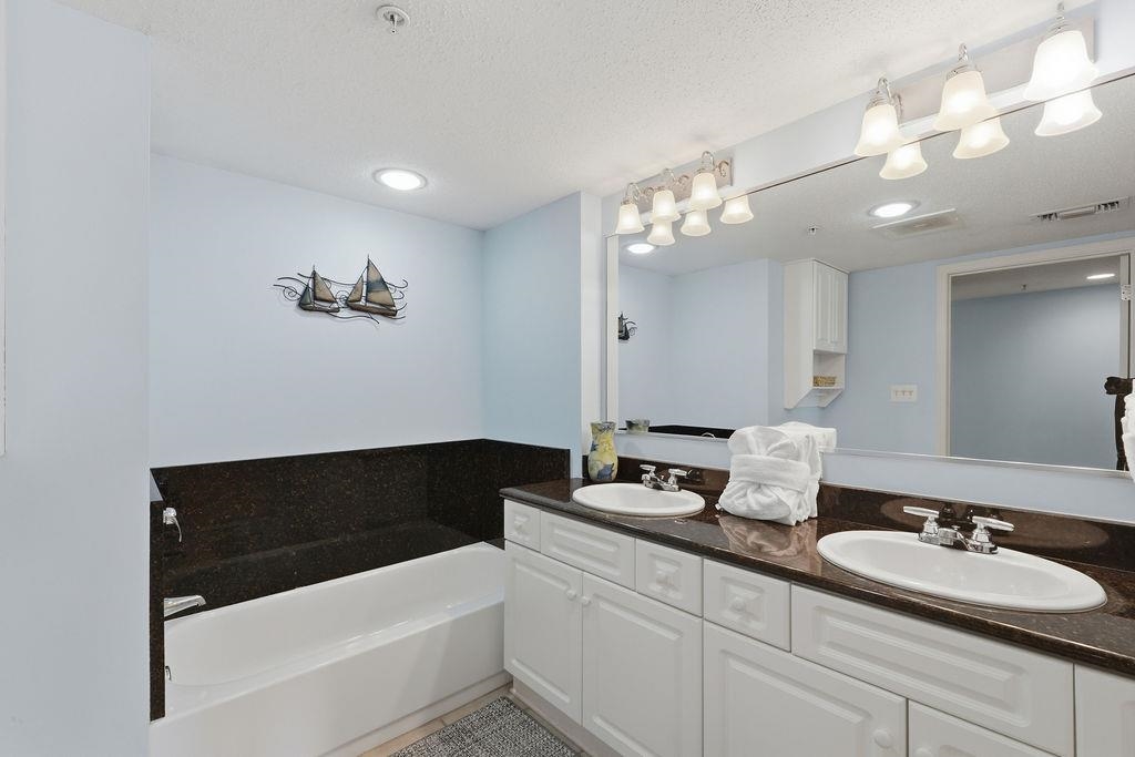 2151 Bridge View Ct. Property Photo 17