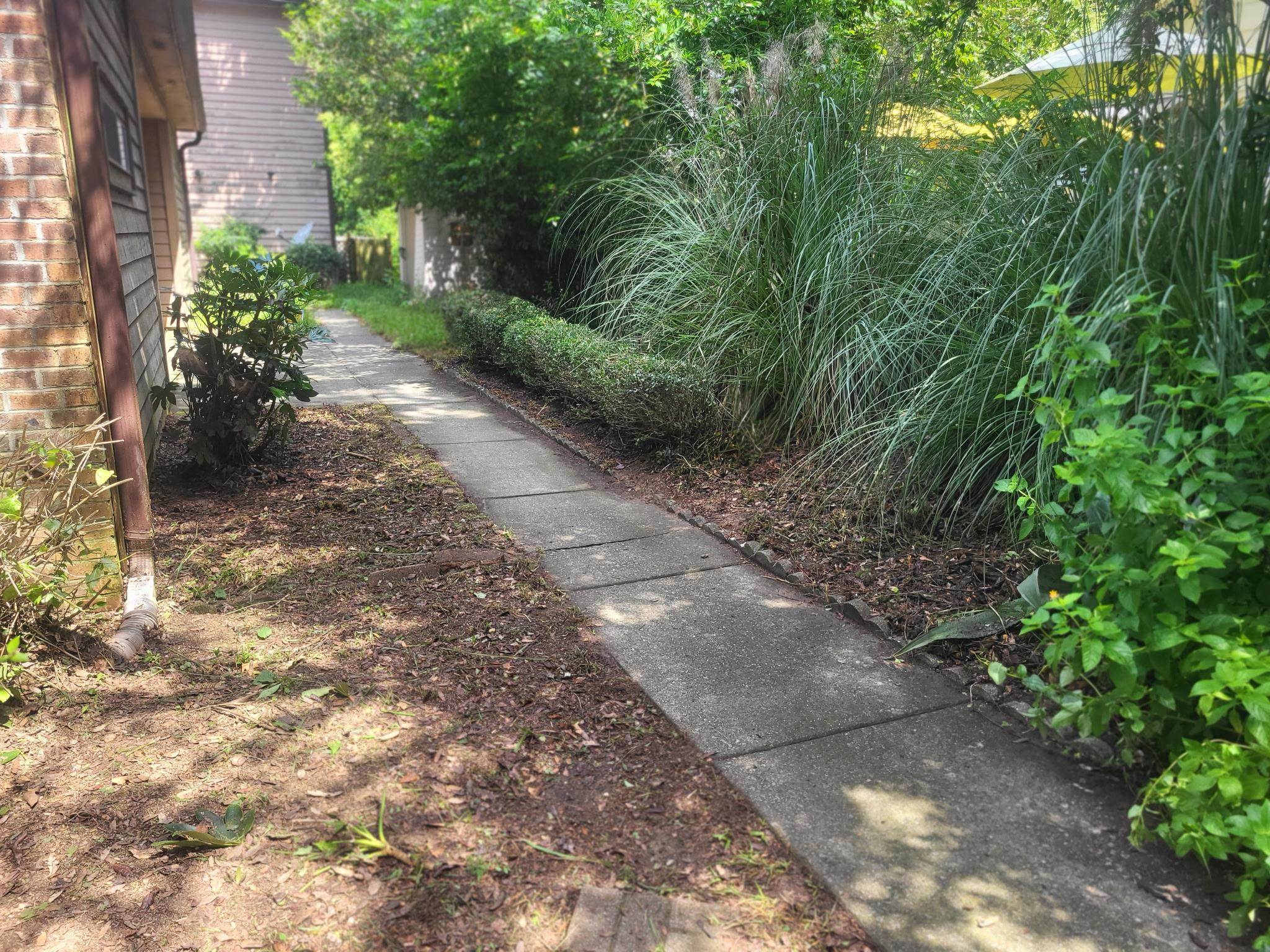 6301 Hawthorne Ln. Property Photo 3