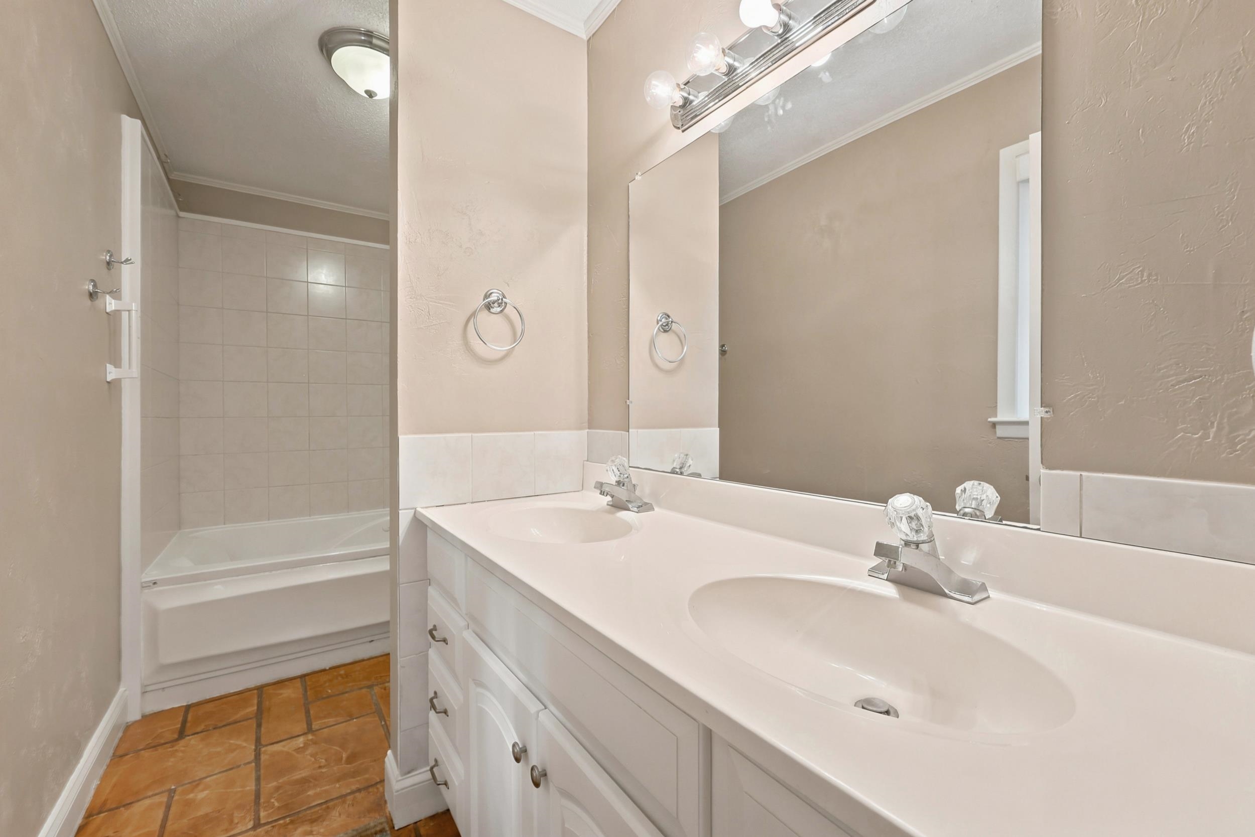 524 Maple Dr. Property Photo 21