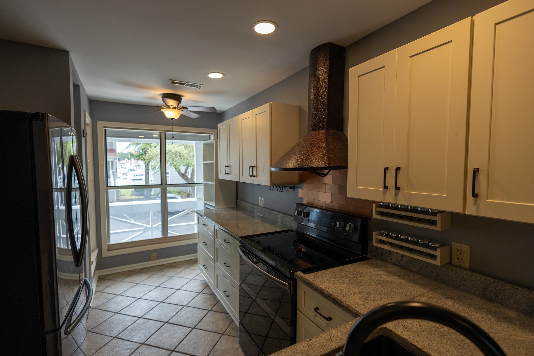 1473 Mariners Pointe Dr. Property Photo 13