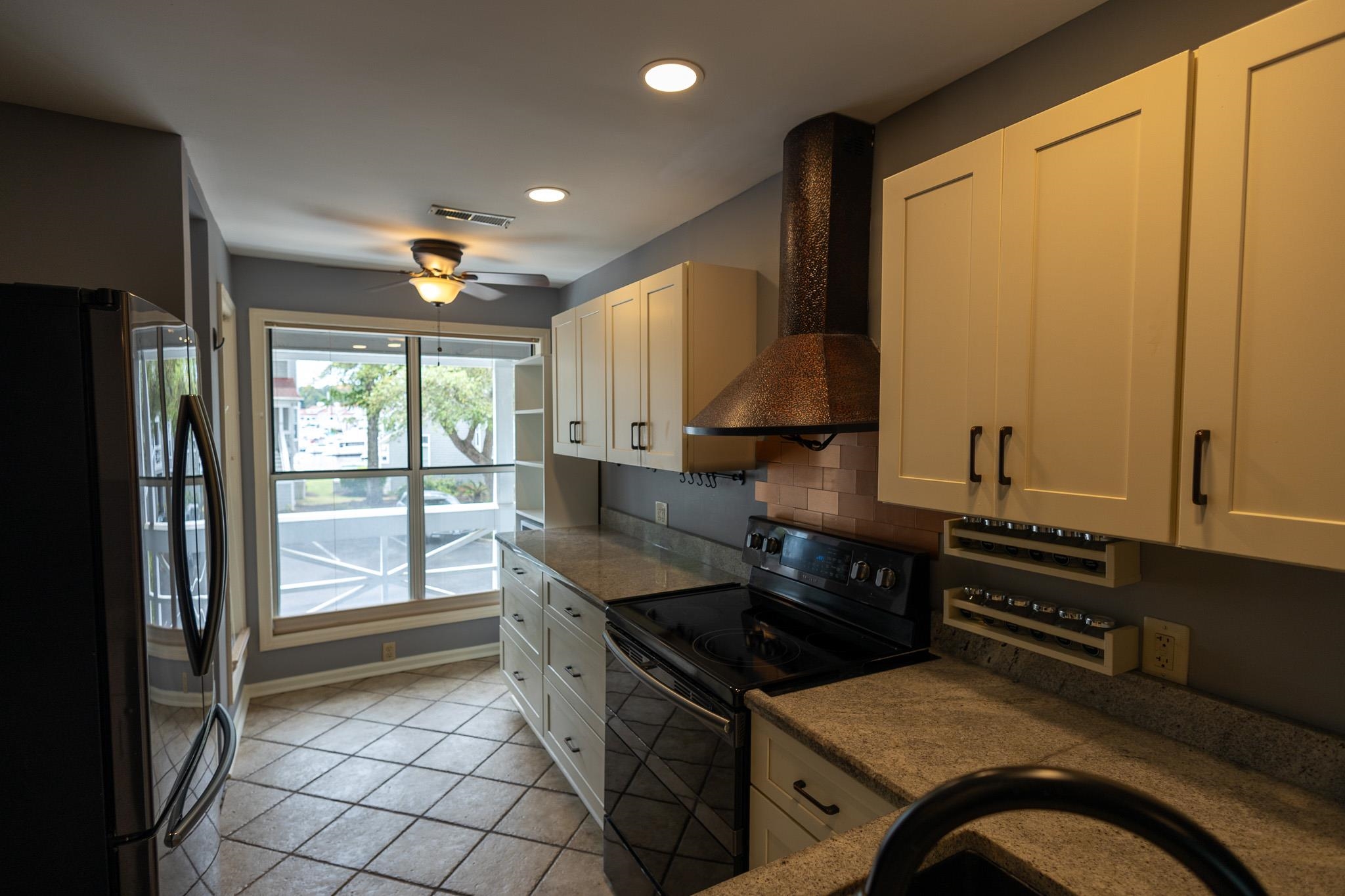 1473 Mariners Pointe Dr. Property Photo 14