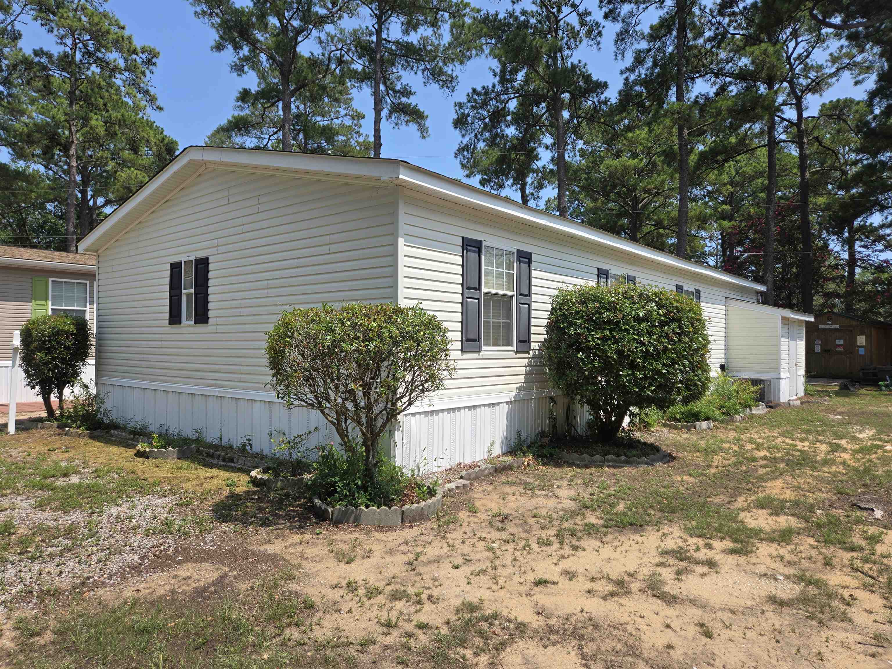 451 E Banks Dr. Property Photo 5