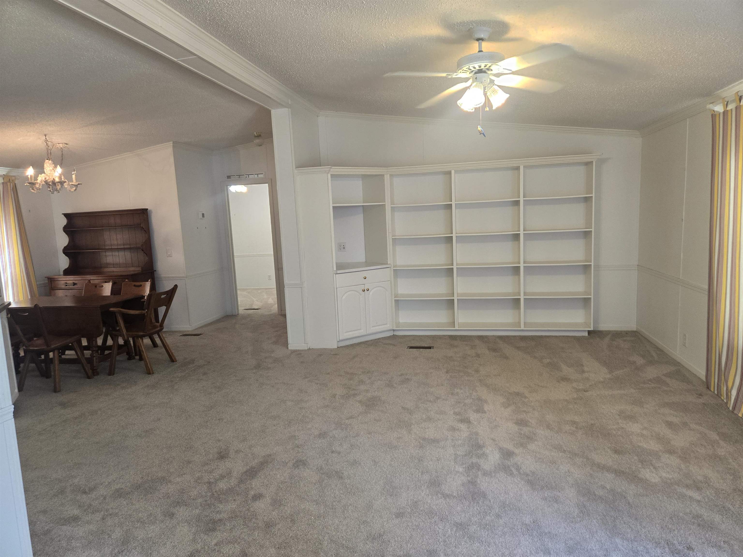 451 E Banks Dr. Property Photo 11