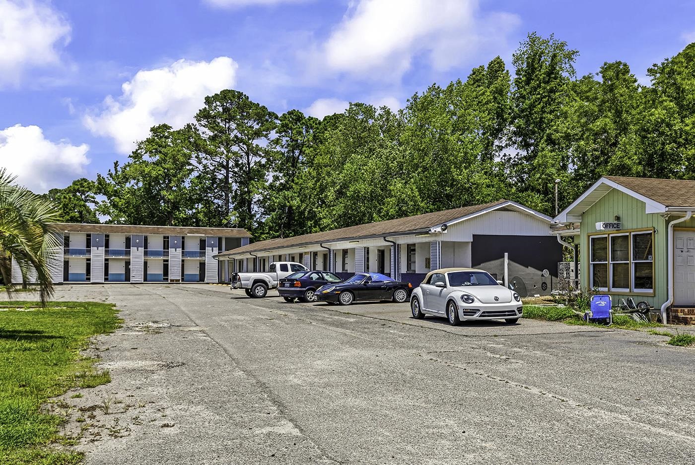 1443 Highway 17 Property Photo 5
