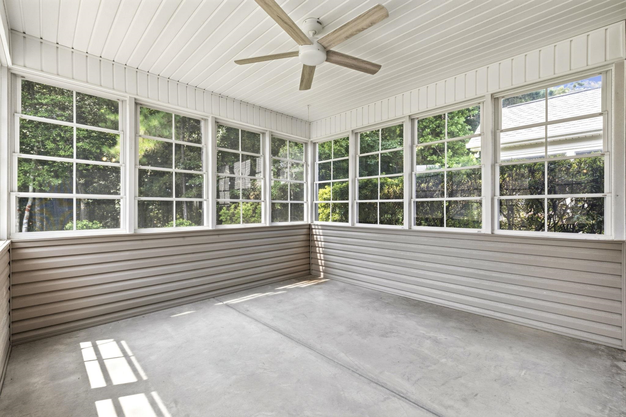 3048 Shorecrest Bay Dr. Property Photo 17