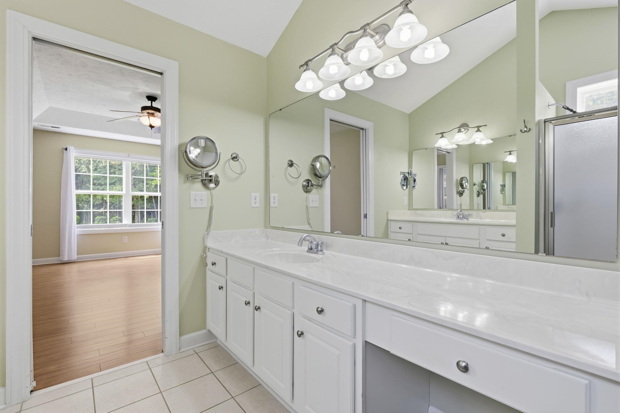 3048 Shorecrest Bay Dr. Property Photo 24