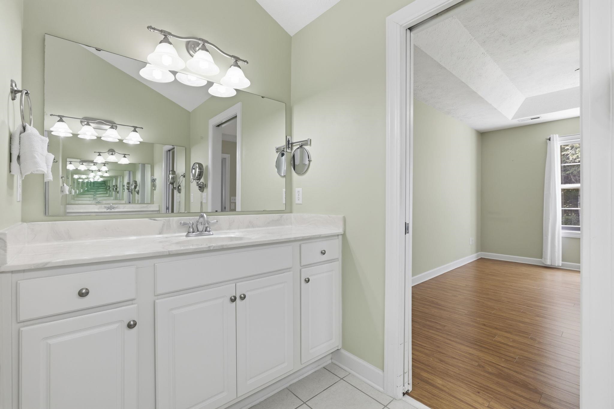 3048 Shorecrest Bay Dr. Property Photo 25