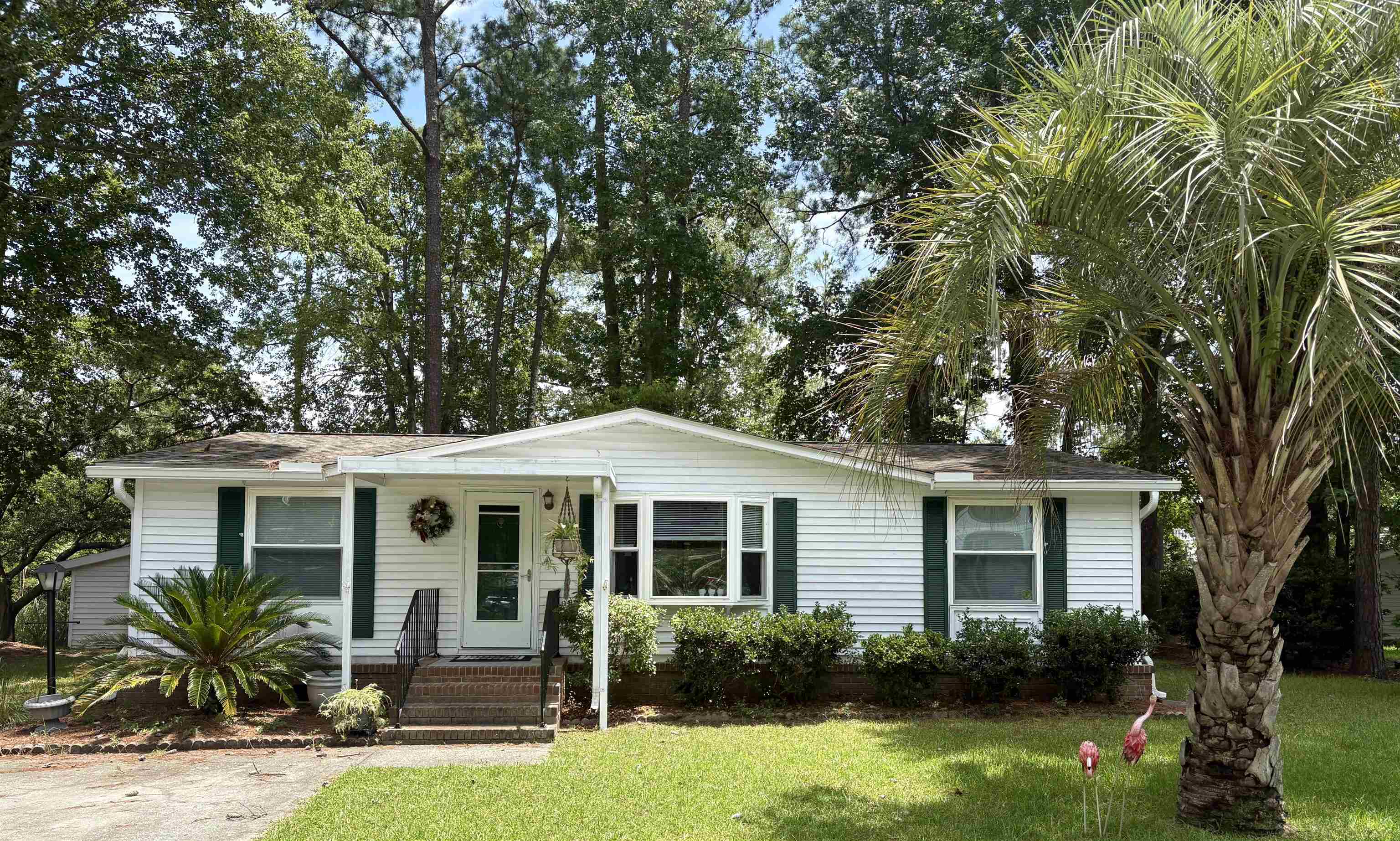 3095 Palmetto Dr. Property Photo 1