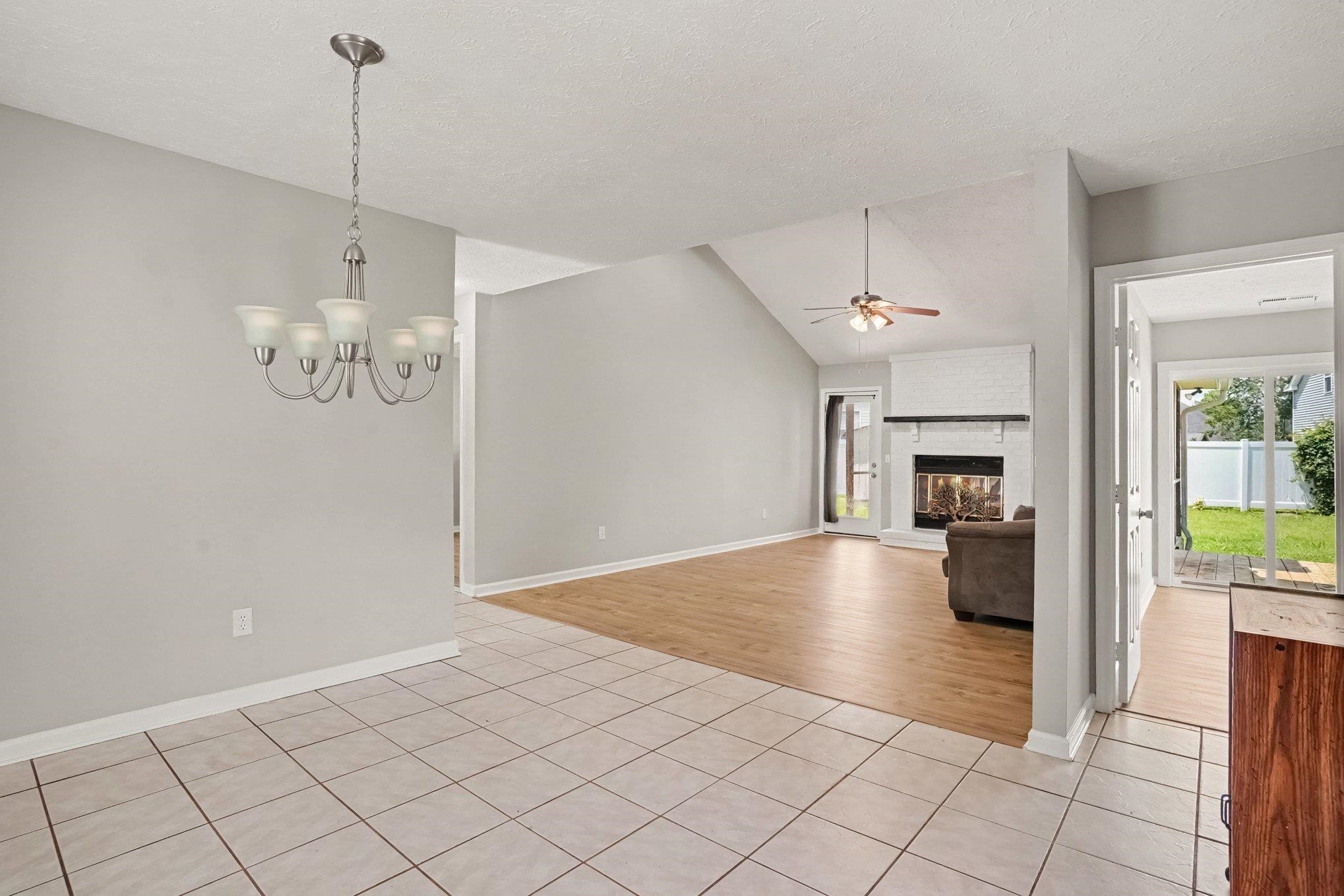 1057 Deer Run Ct. Property Photo 11