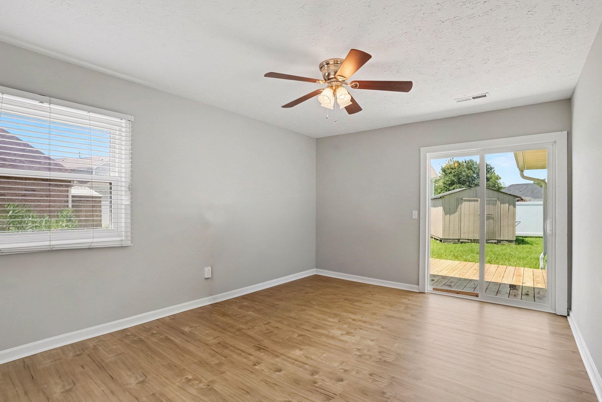 1057 Deer Run Ct. Property Photo 14