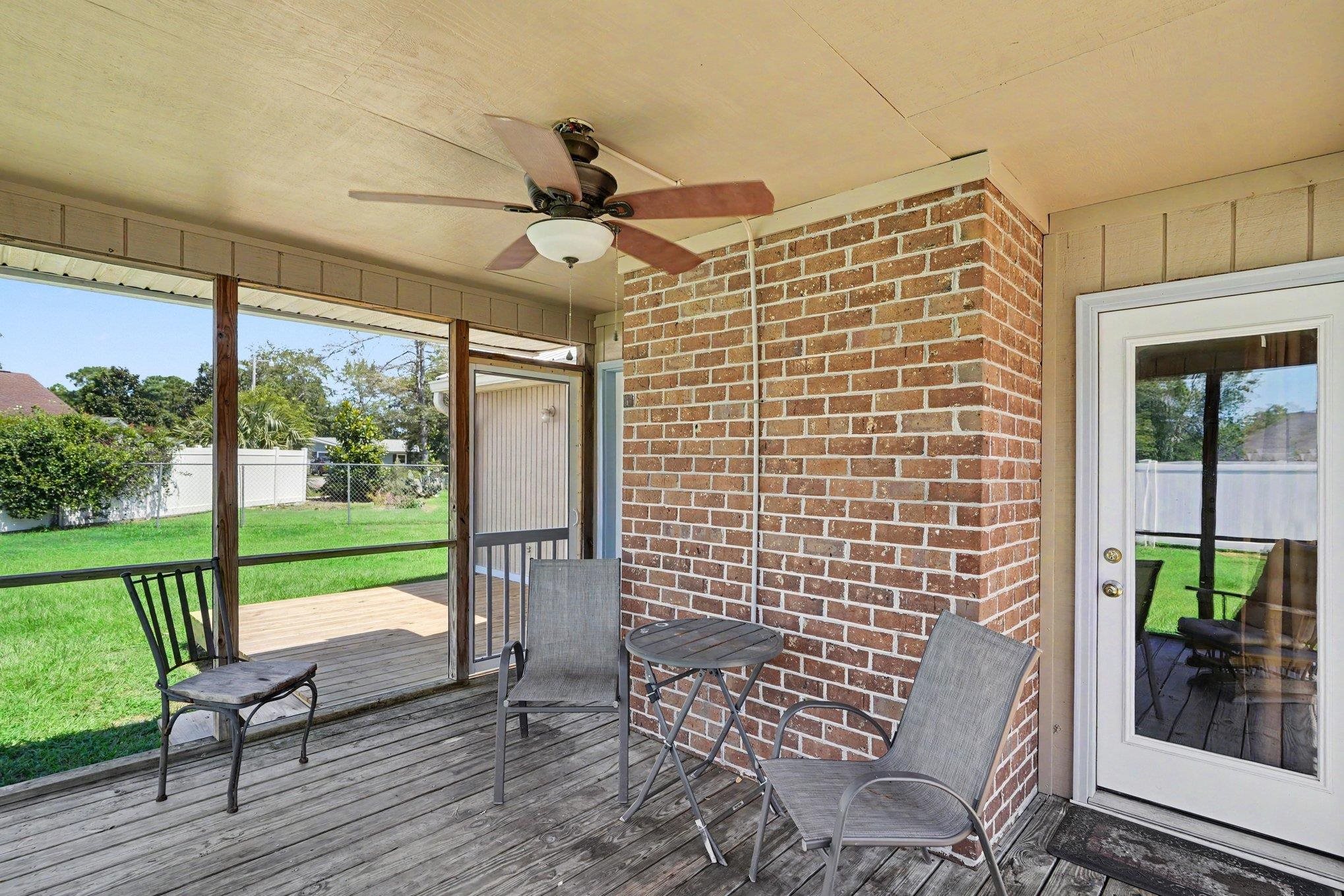1057 Deer Run Ct. Property Photo 24