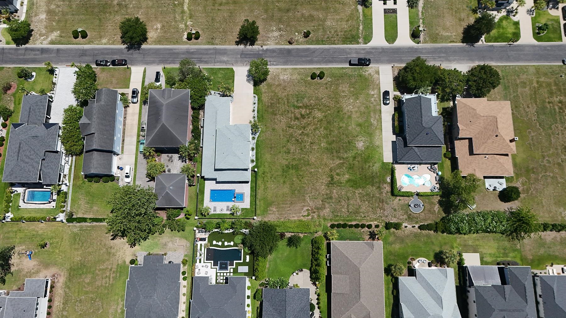 871 Waterton Ave. Property Photo 6