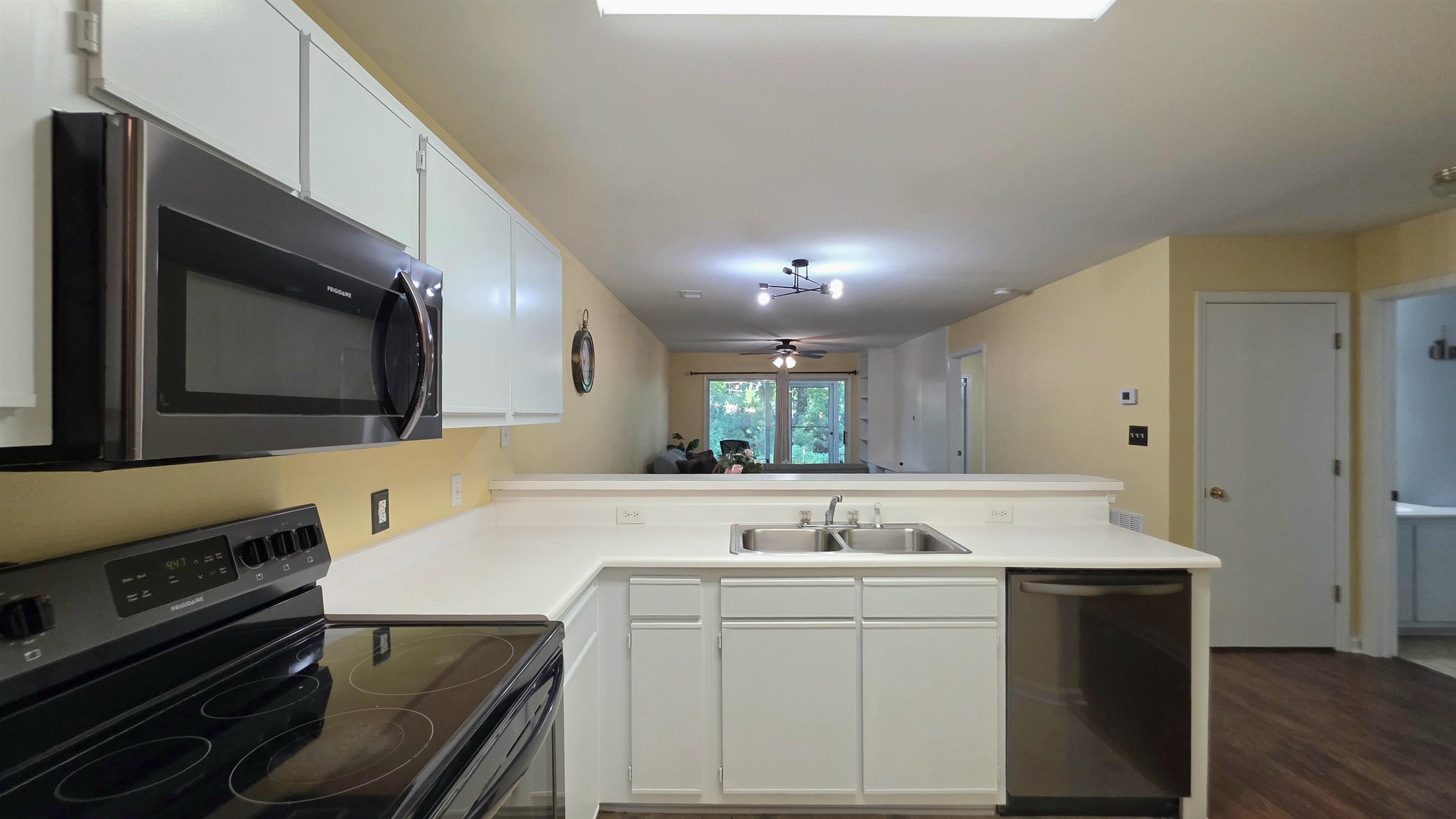 1258 River Oaks Dr. Property Photo 5