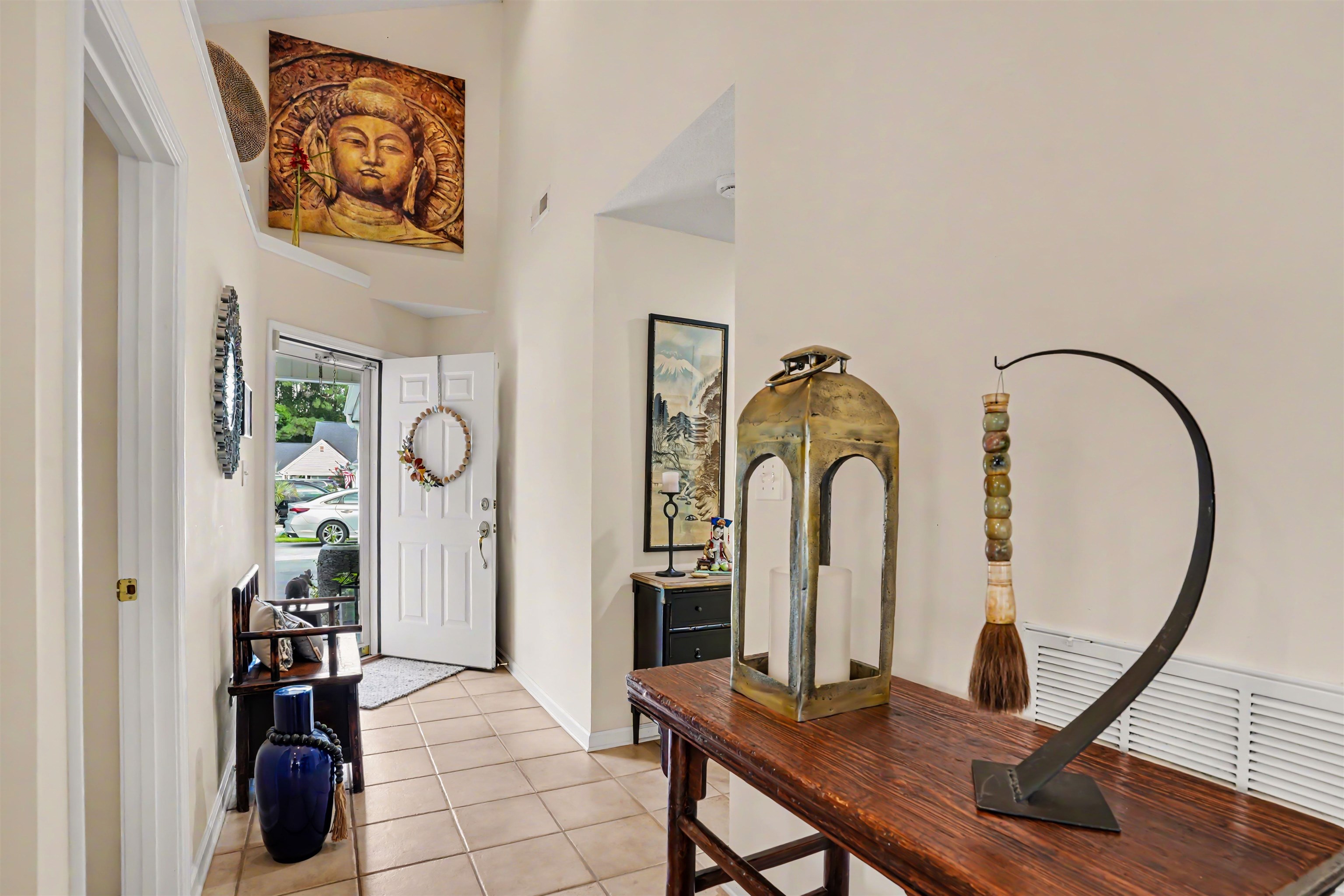 1827 Windmere Way Property Photo 3