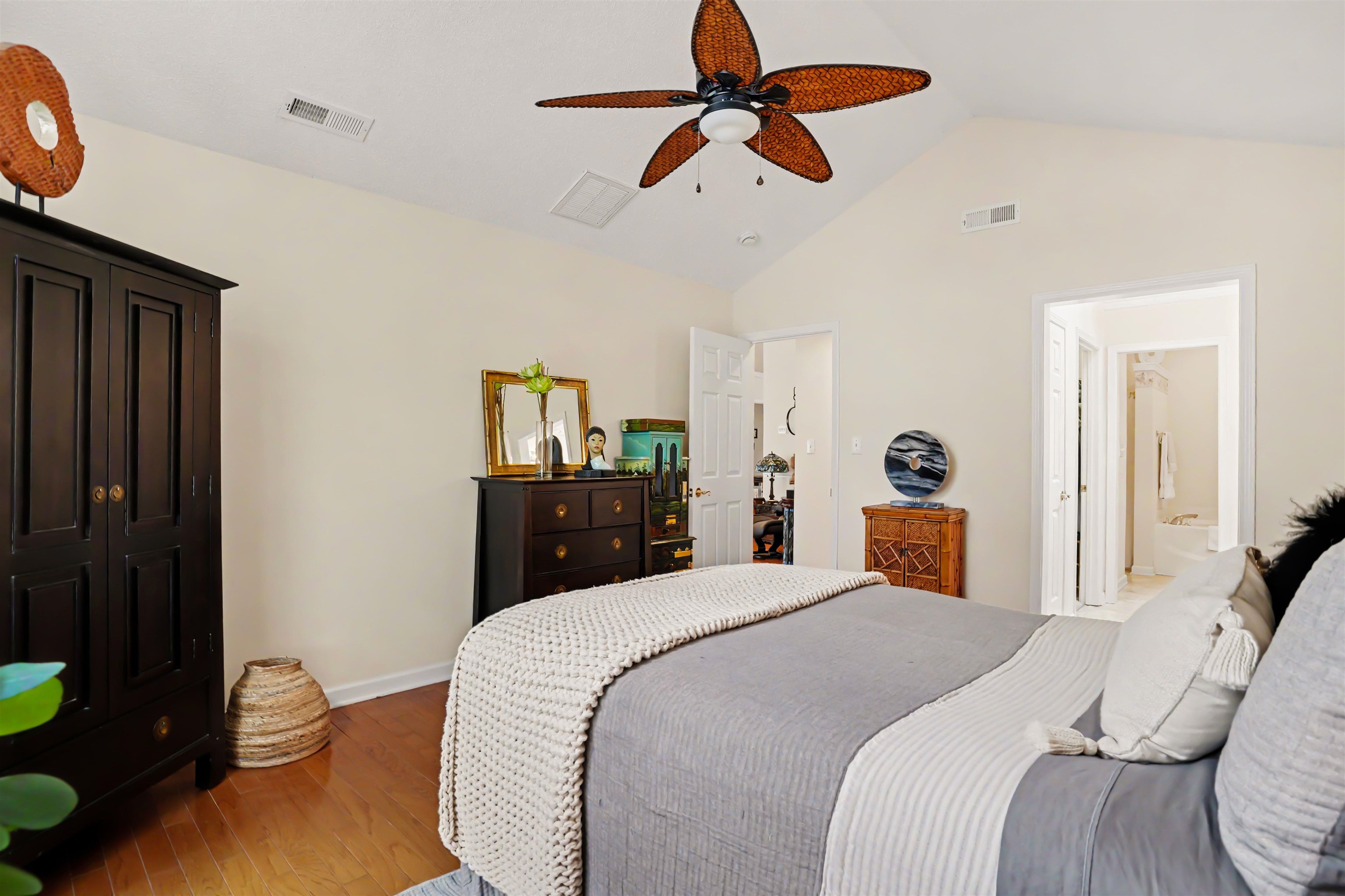 1827 Windmere Way Property Photo 12