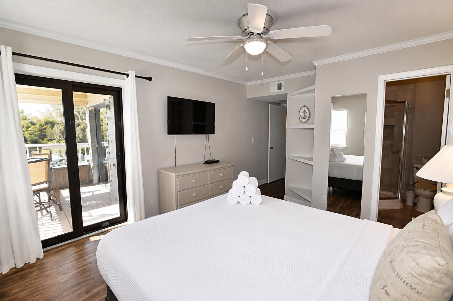 5601 N Ocean Blvd. Property Photo 7