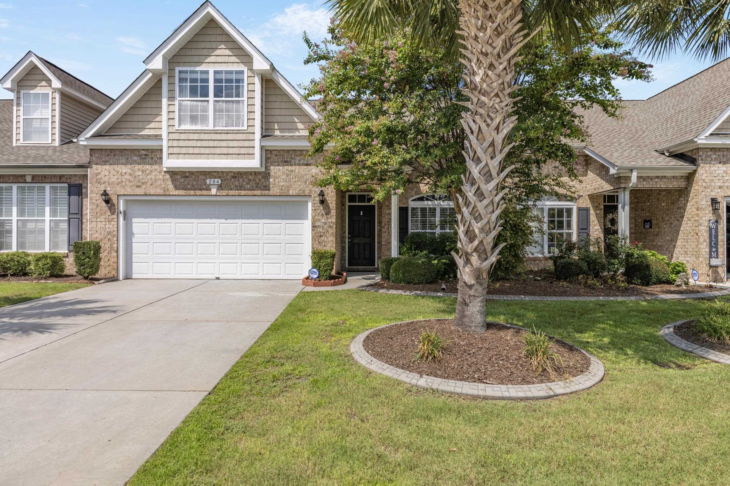284 Viareggio Rd. Property Photo 4