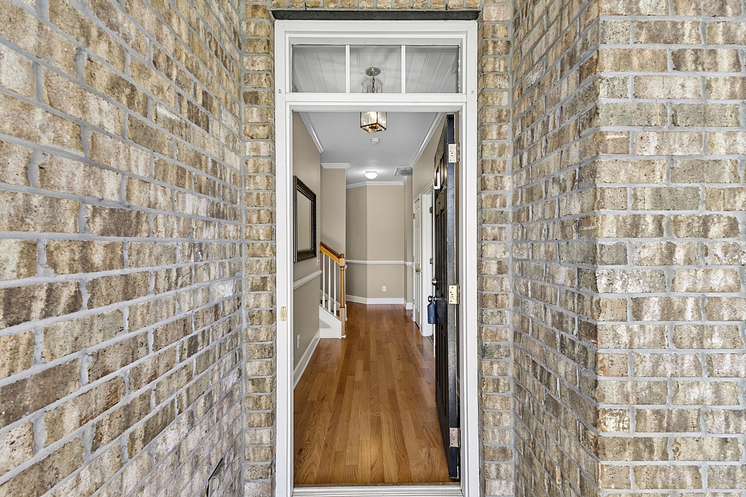 284 Viareggio Rd. Property Photo 7