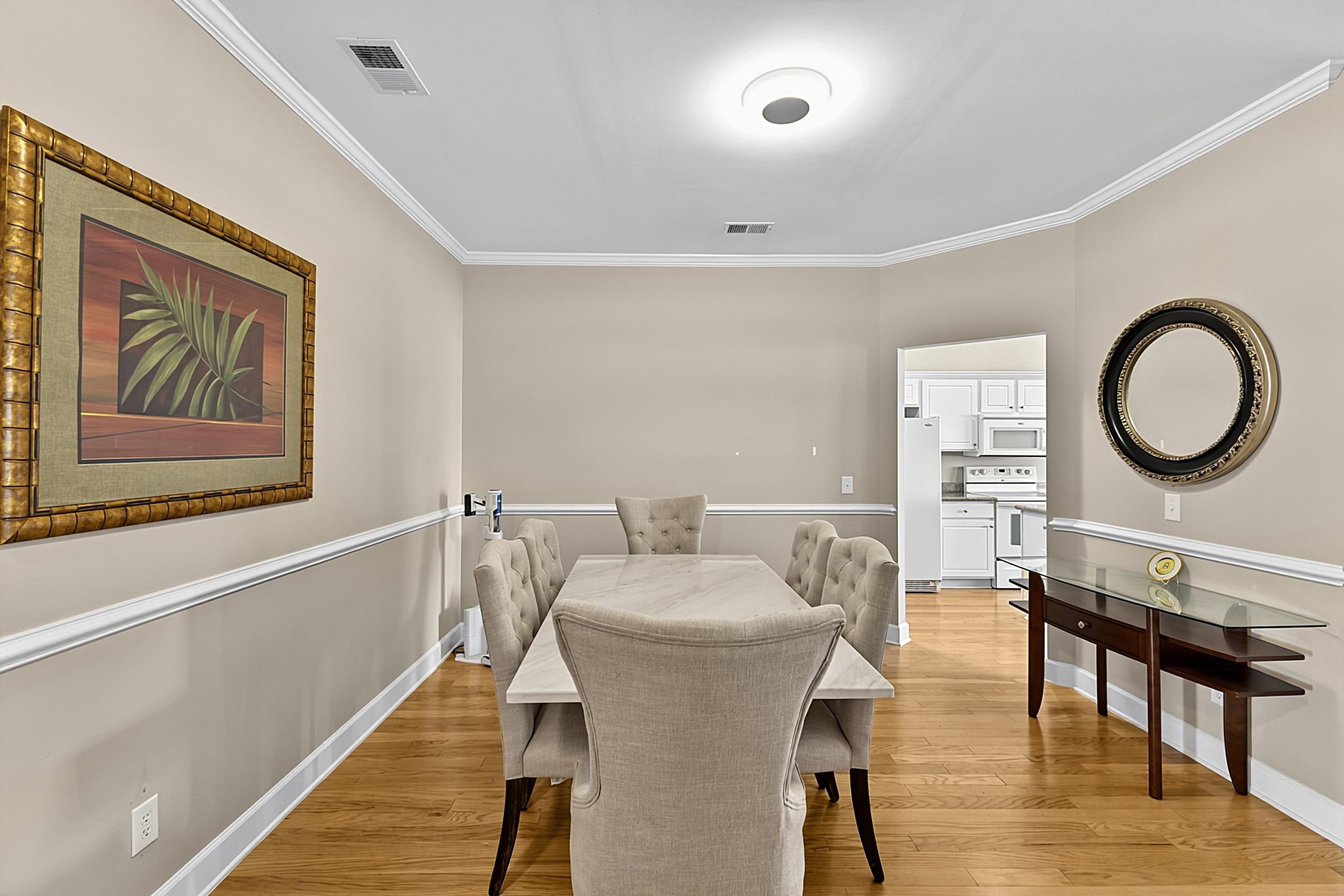 284 Viareggio Rd. Property Photo 14